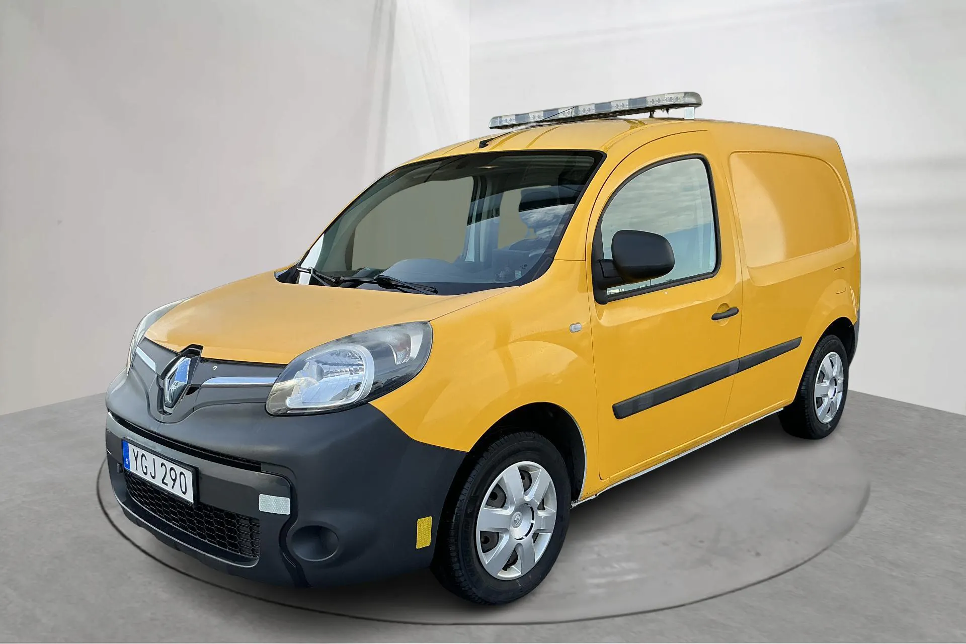 Presentationsfoto 1 av 19: Renault Kangoo II Z.E. 22kWh Skåp (60hk) - 1 208 mil - Automat - vit - 2017