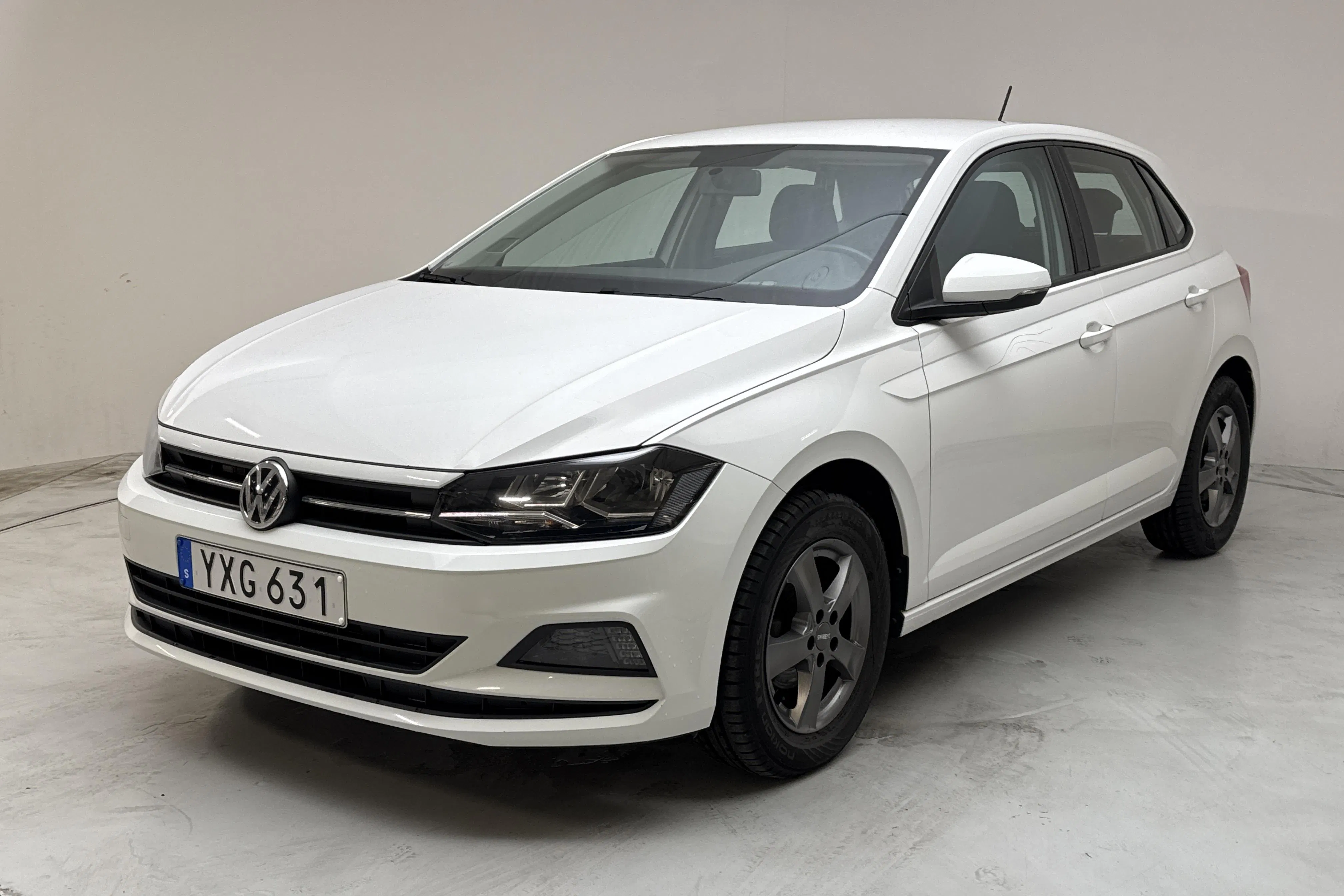 Presentationsfoto 1 av 12: VW Polo 1.0 TSI 5dr (95hk) - 3 776 mil - Automat - vit - 2018