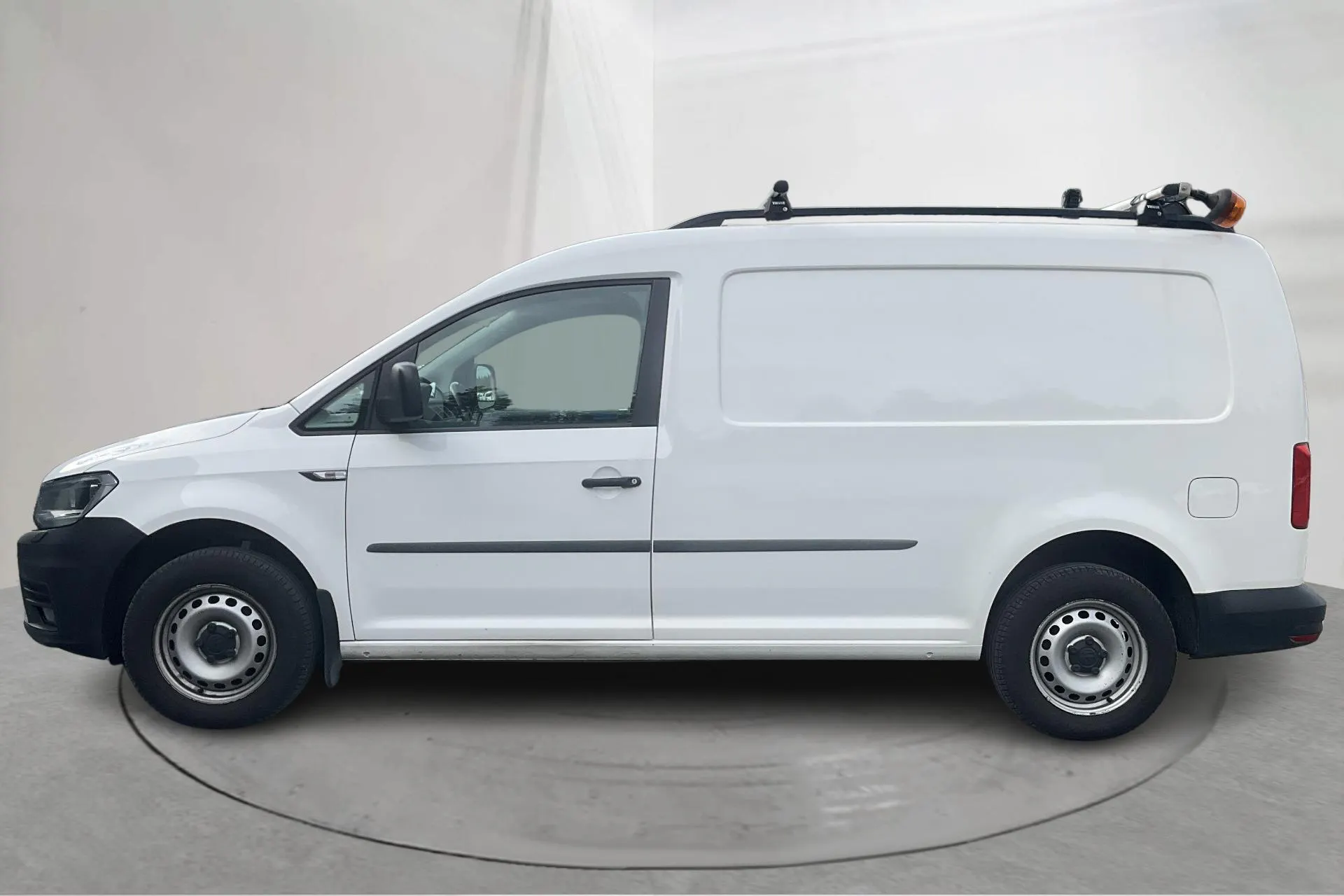Presentation photo 2 of 17: VW Caddy 2.0 TDI Maxi Skåp 4MOTION (122hk) - 149 030 km - Manual - white - 2020