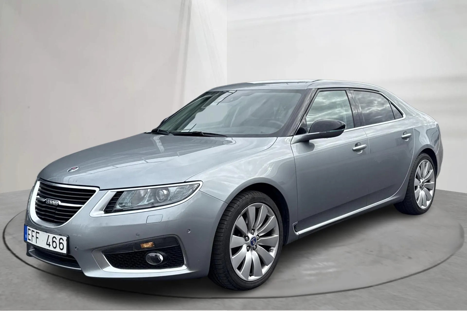 Presentationsfoto 1 av 14: Saab 9-5 Aero Turbo6 XWD (300hk) - 4 896 mil - Automat - grå - 2010