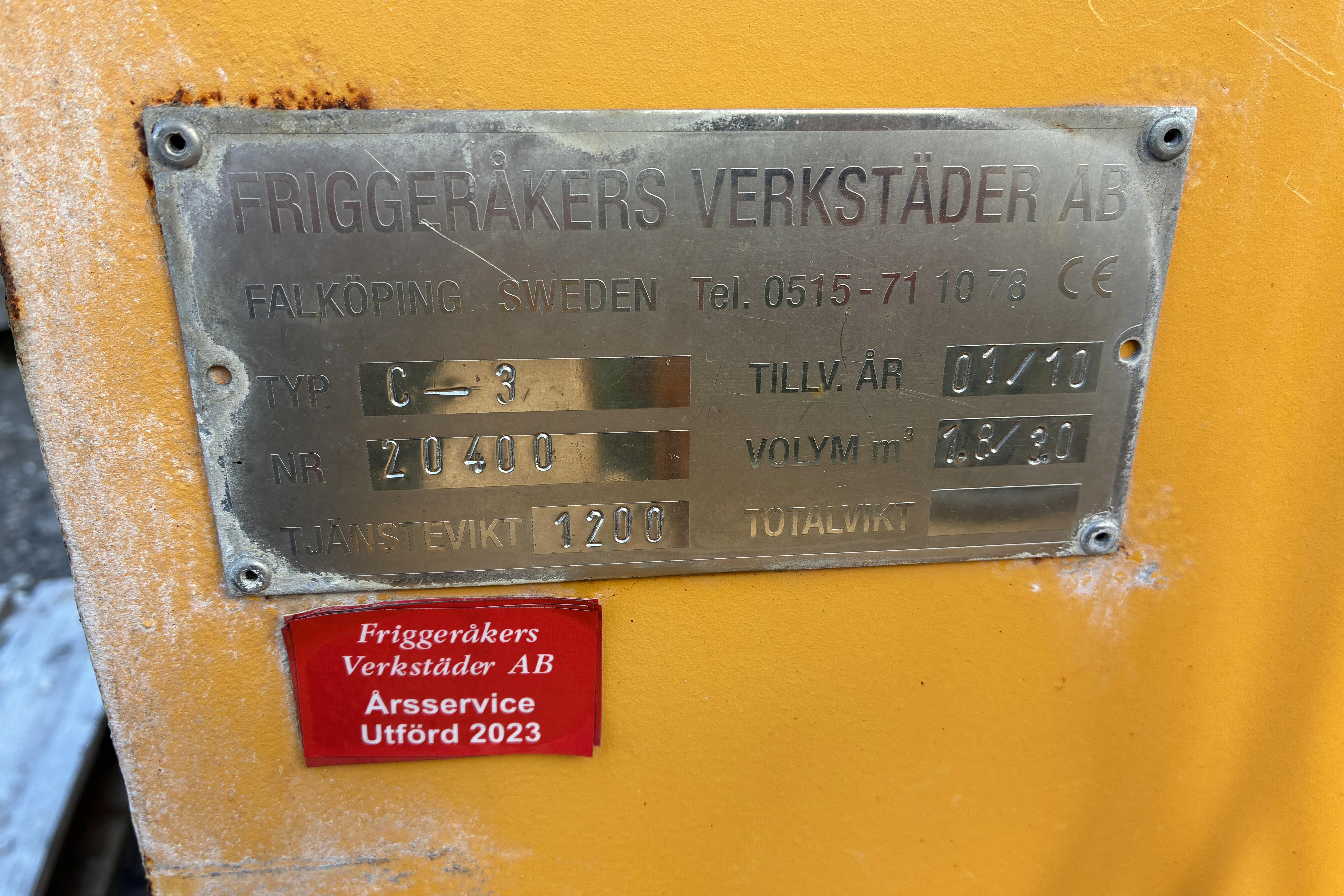 Presentation photo 11 of 11: Friggeråkers verkstäder Saltspridare på lastväxlarram C-3 - 0 km