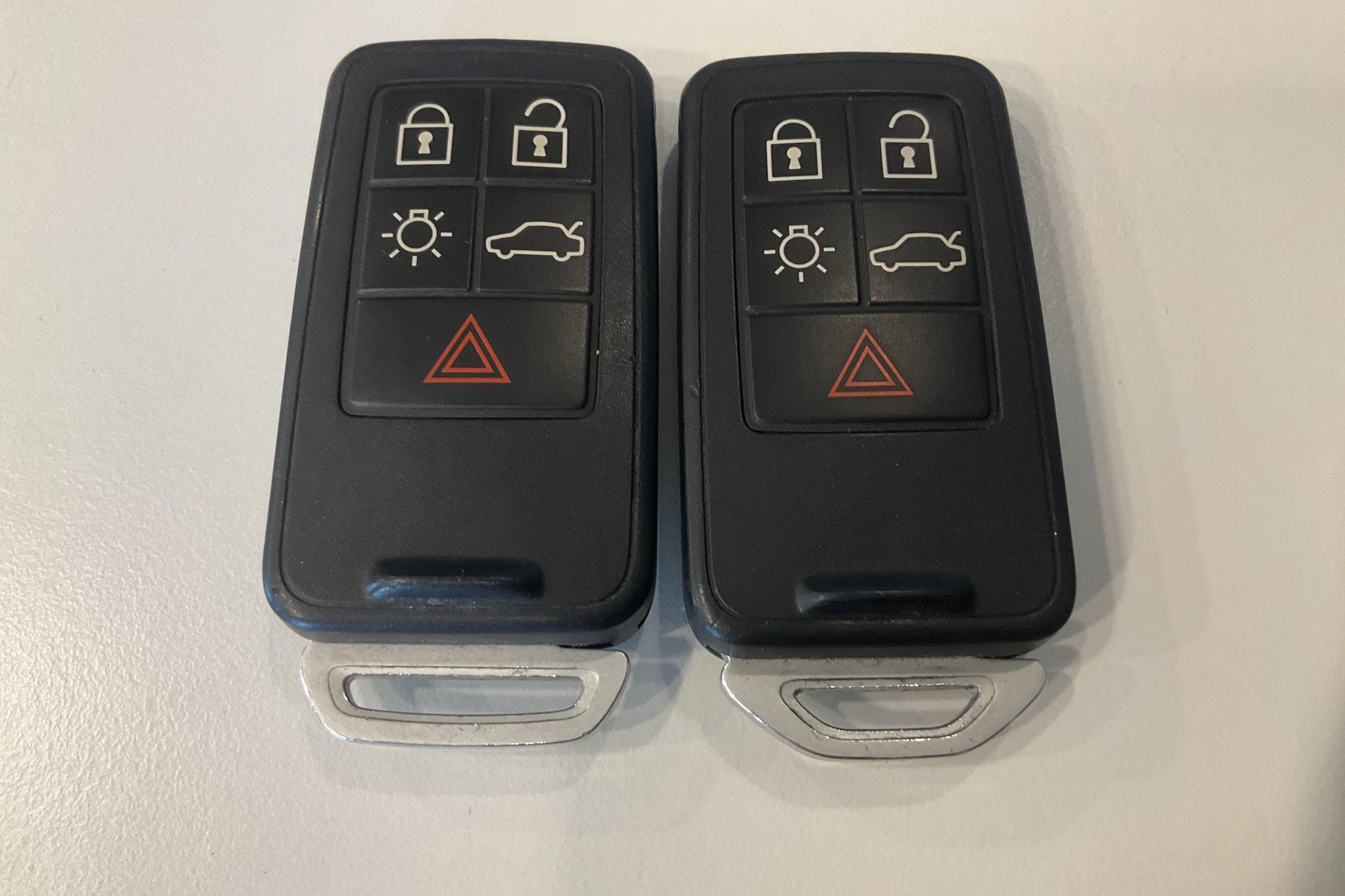 Presentationsfoto 16 av 16: Volvo V70 II D4 (181hk) - 14 294 mil - Automat - svart - 2015