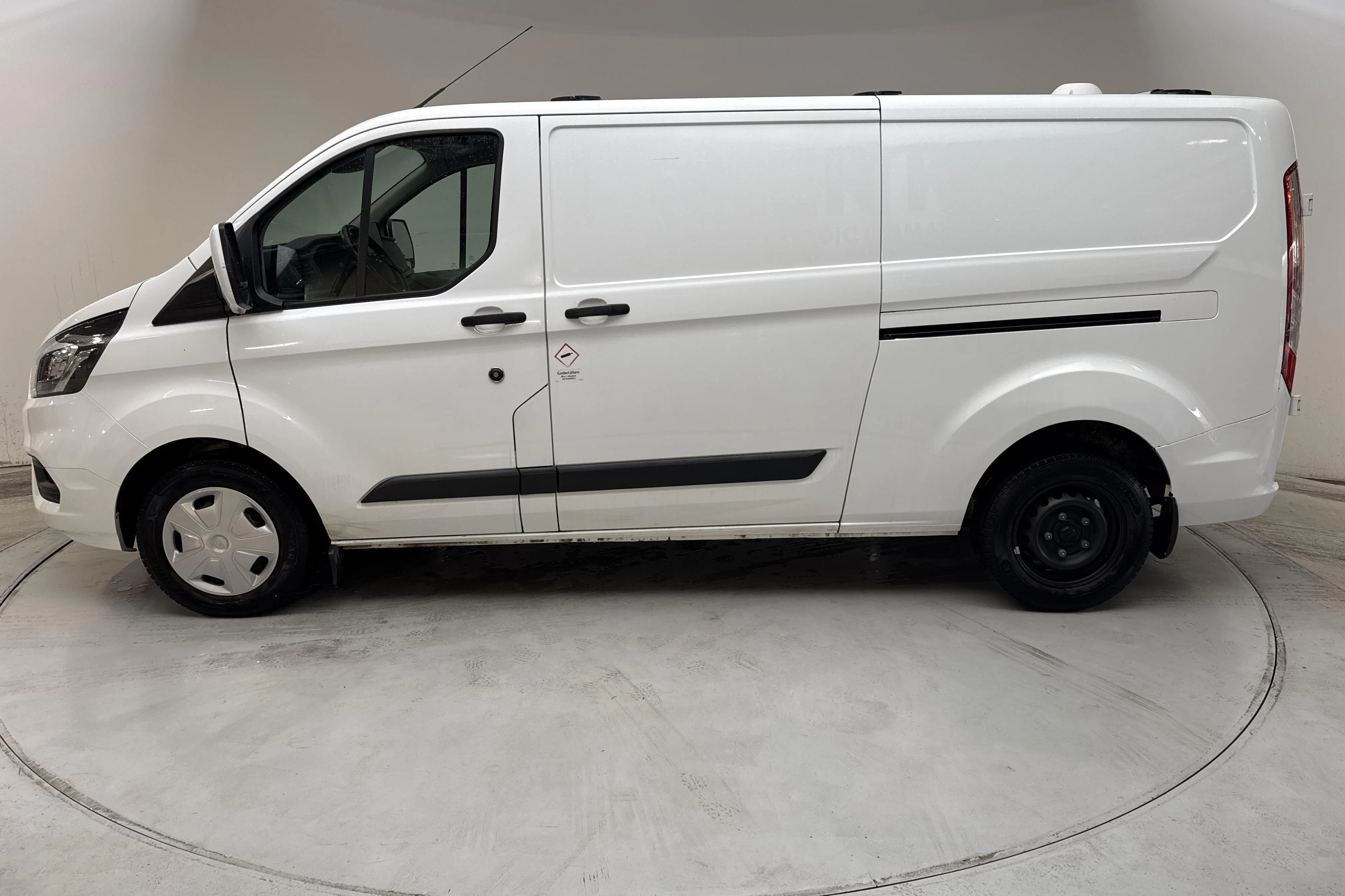 Presentation photo 2 of 12: Ford Transit Custom 340 (170hk) - 99 260 km - Manual - white - 2022