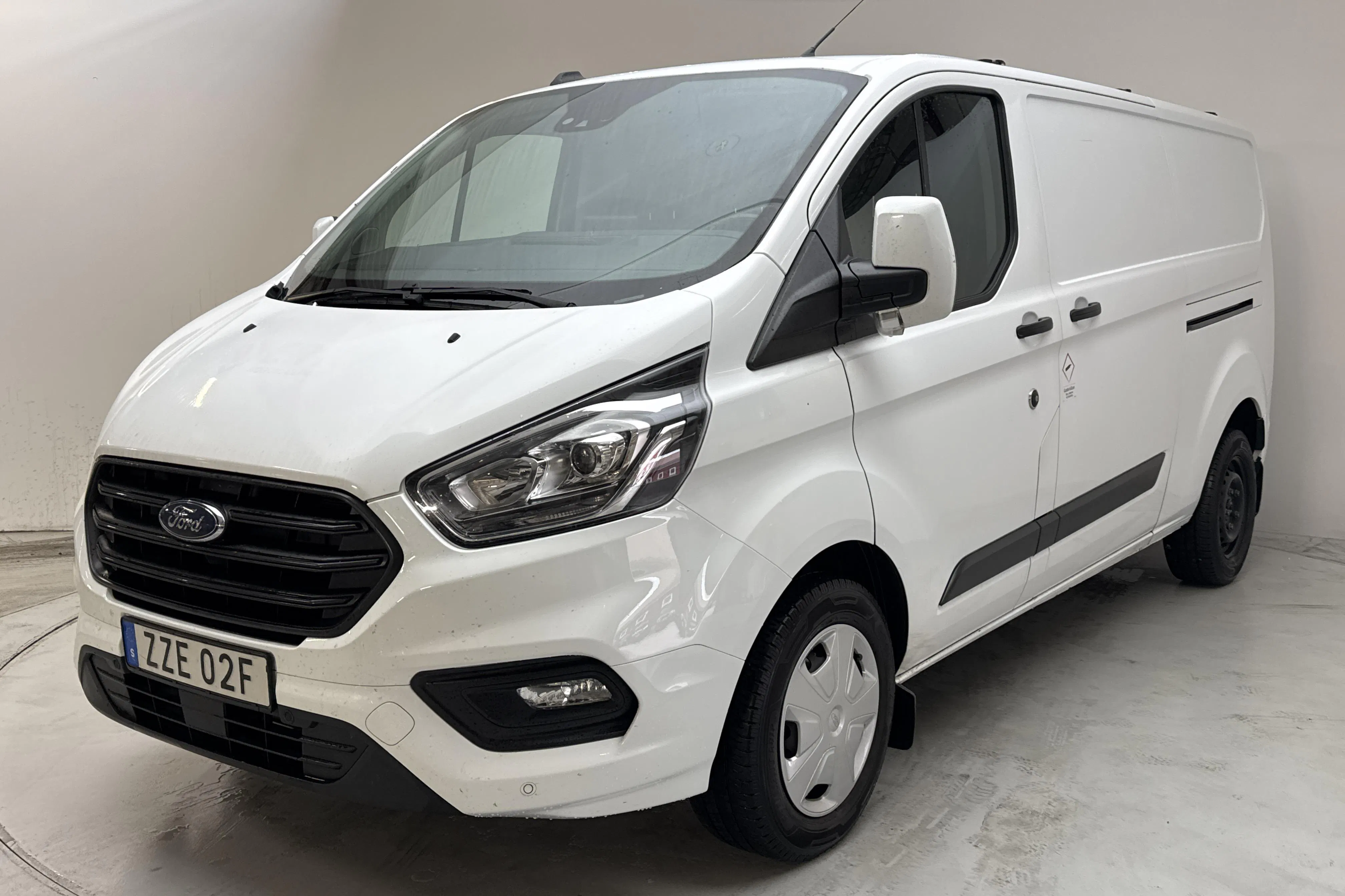 Presentation photo 1 of 12: Ford Transit Custom 340 (170hk) - 99 260 km - Manual - white - 2022