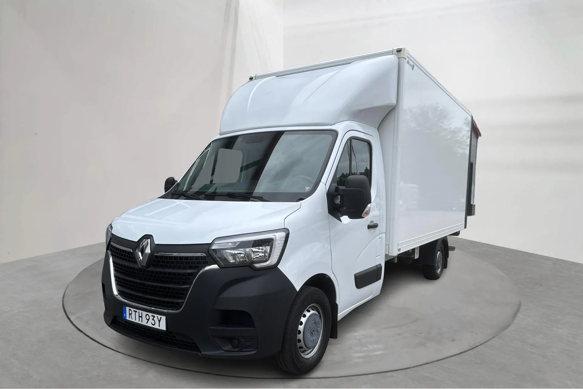 Presentation photo 1 of 11: Renault Master 2.3 dCi Volymskåp 2WD (145hk) - 46 620 km - Manual - white - 2023