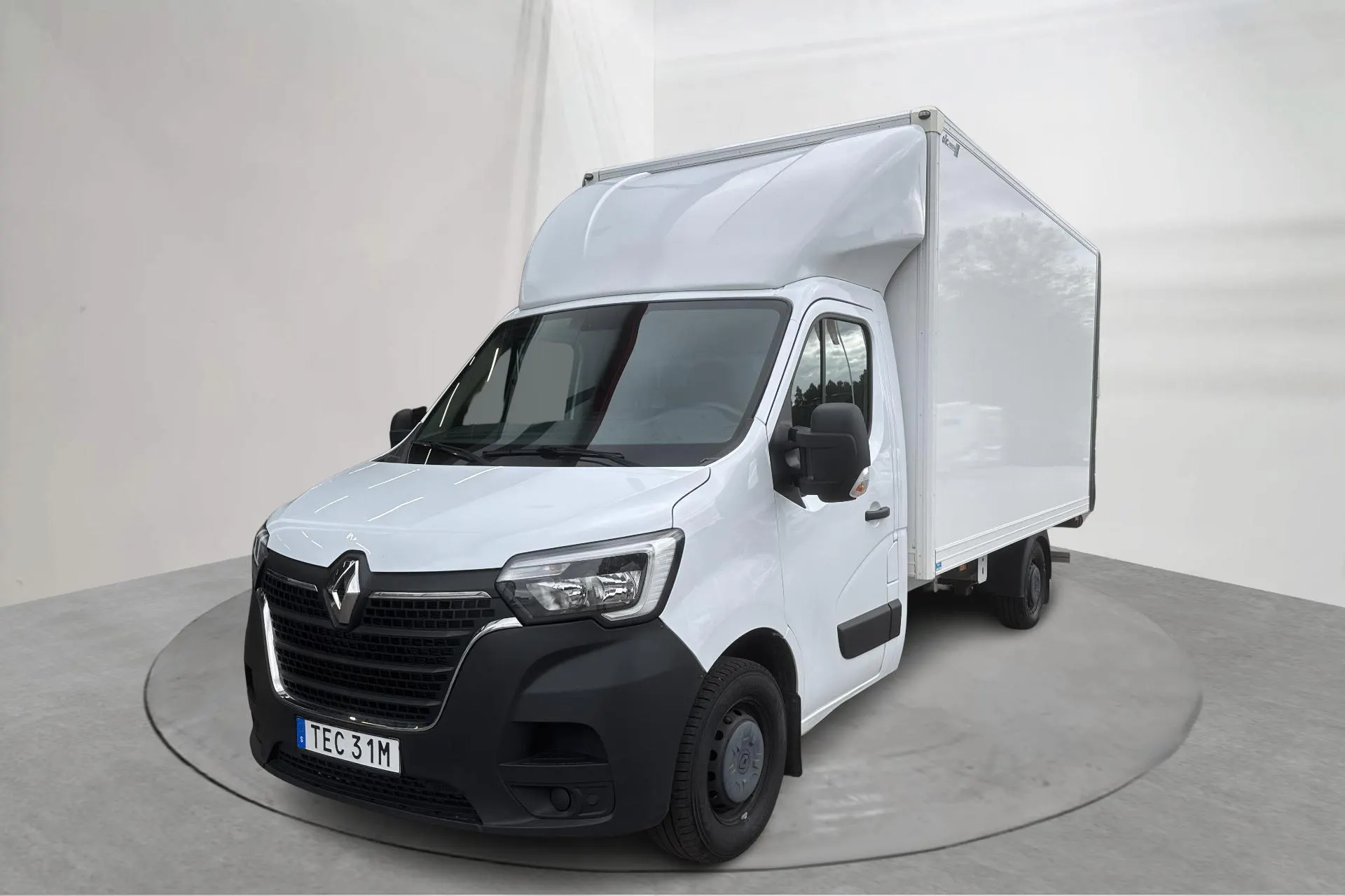 Presentationsfoto 1 av 12: Renault Master 2.3 dCi Volymskåp 2WD (145hk) - 12 778 mil - Manuell - vit - 2023