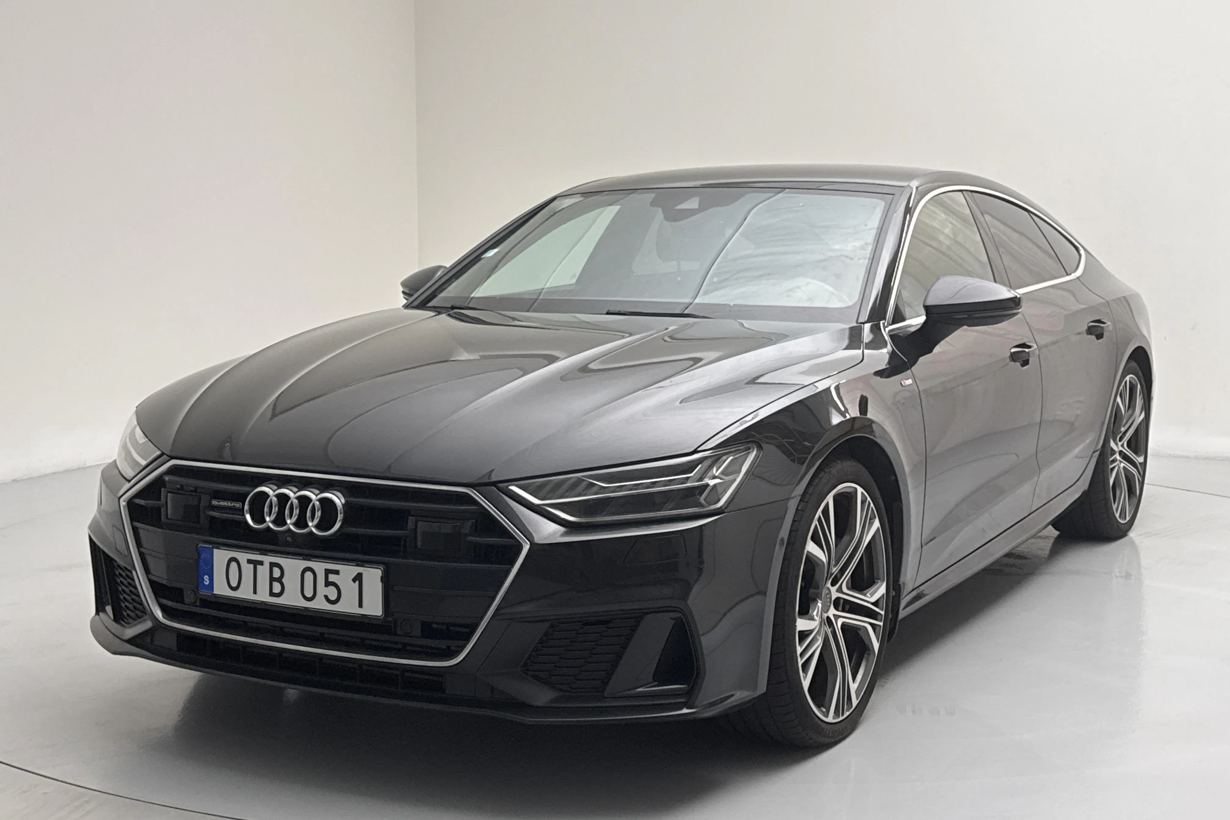 Presentationsfoto 1 av 17: Audi A7 Sportback 55 TFSI quattro (340hk) - 9 402 mil - Automat - grå - 2019