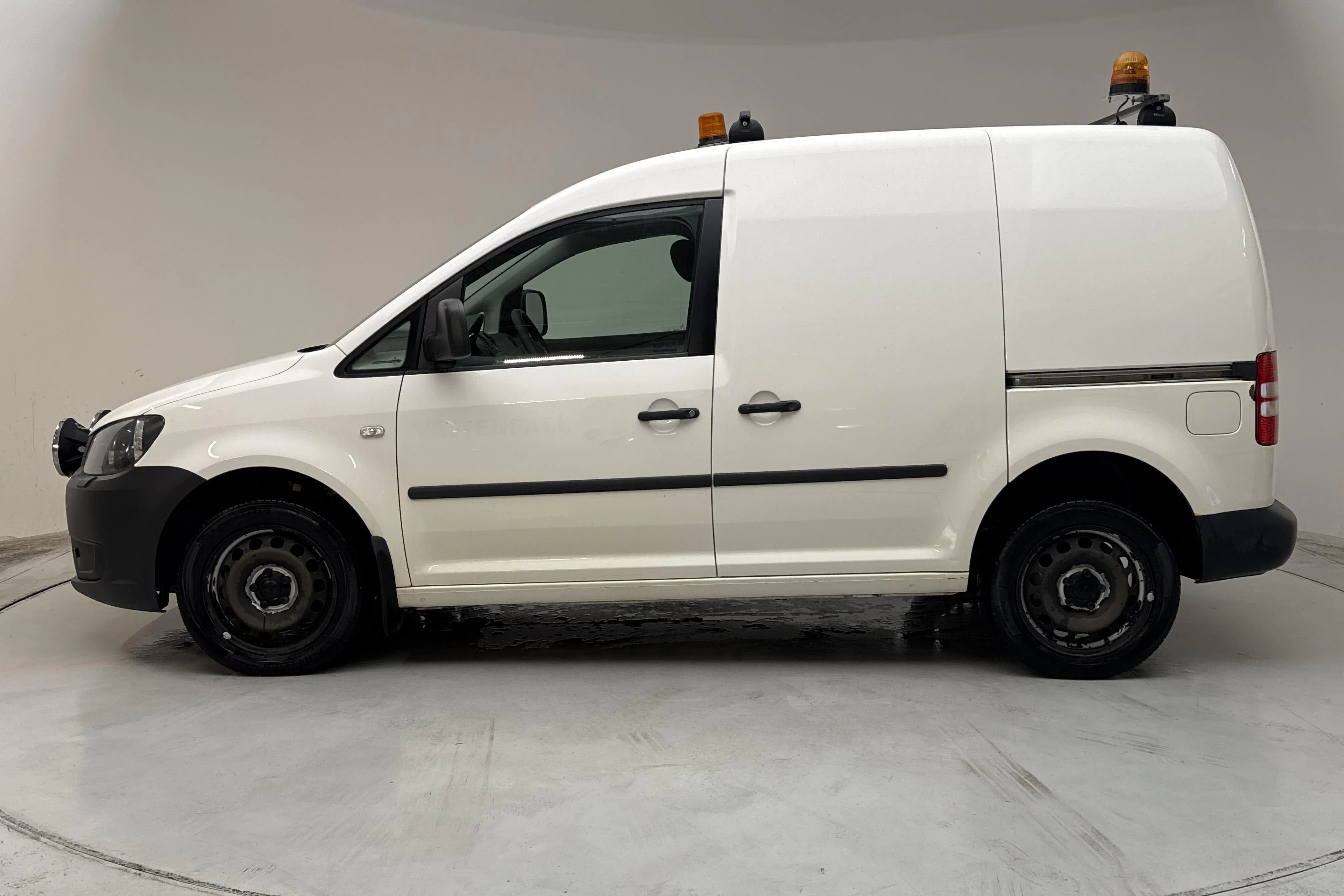 Presentation photo 2 of 12: VW Caddy 2.0 TDI Skåp 4-motion (140hk) - 134 550 km - Automatic - white - 2014