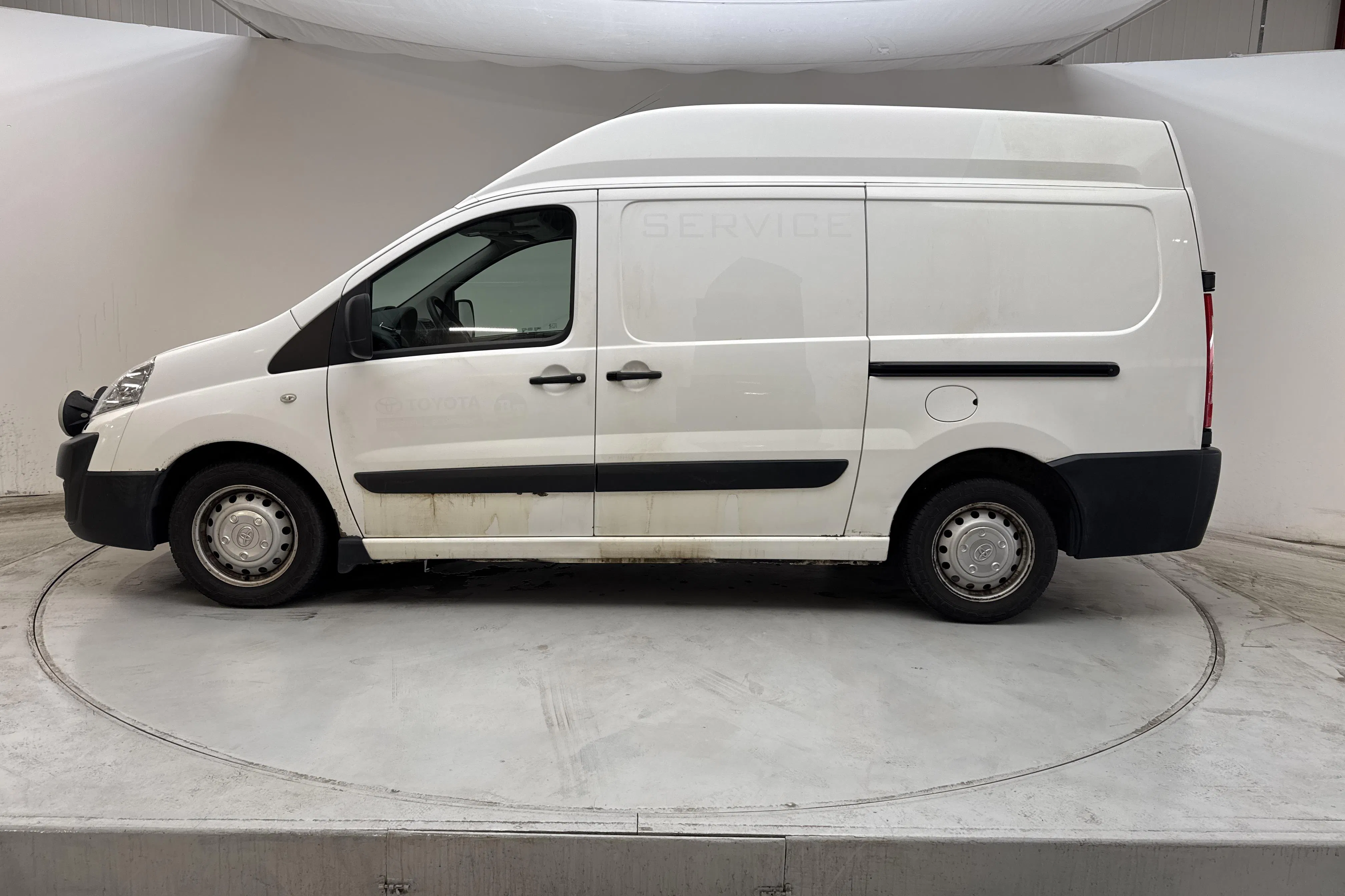 Presentation photo 2 of 12: Toyota PROACE 2.0 D-4D (163hk) - 139 660 km - Manual - white - 2014