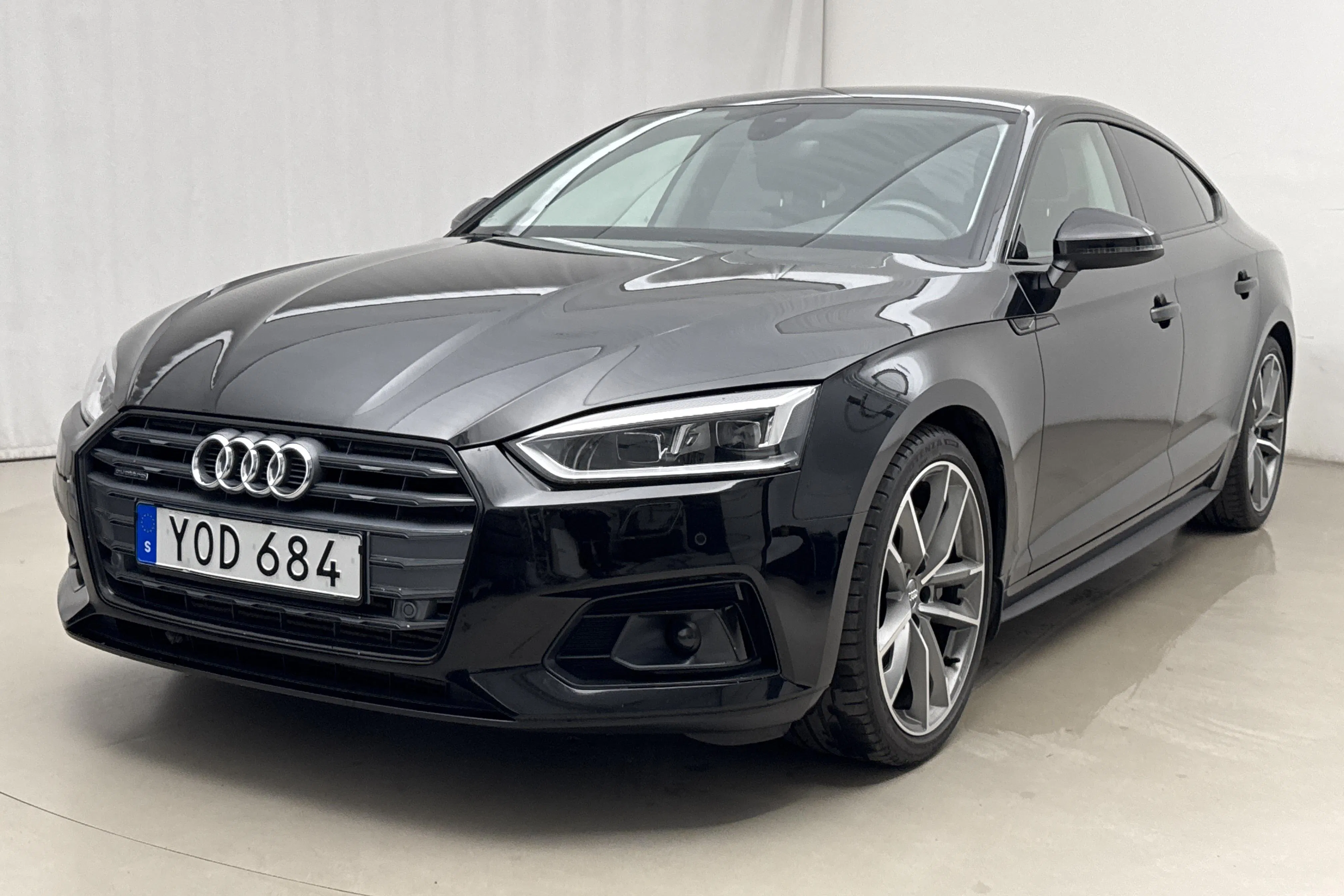 Presentationsfoto 1 av 17: Audi A5 2.0 TFSI Sportback quattro (252hk) - 8 045 mil - Automat - svart - 2018
