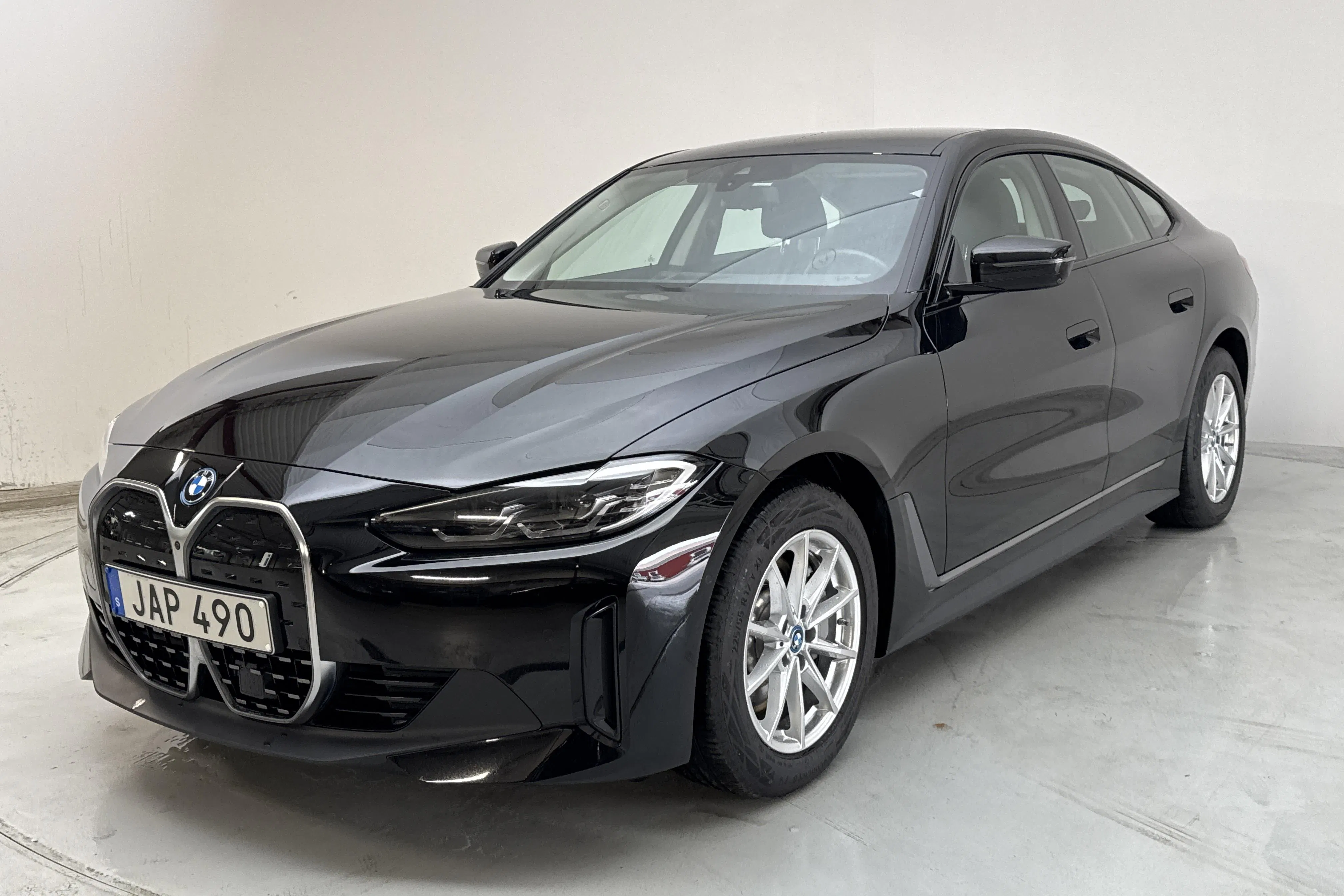 BMW i4 eDrive40, G26 (340hk) på auktion i Kungälv hos Kvdbil