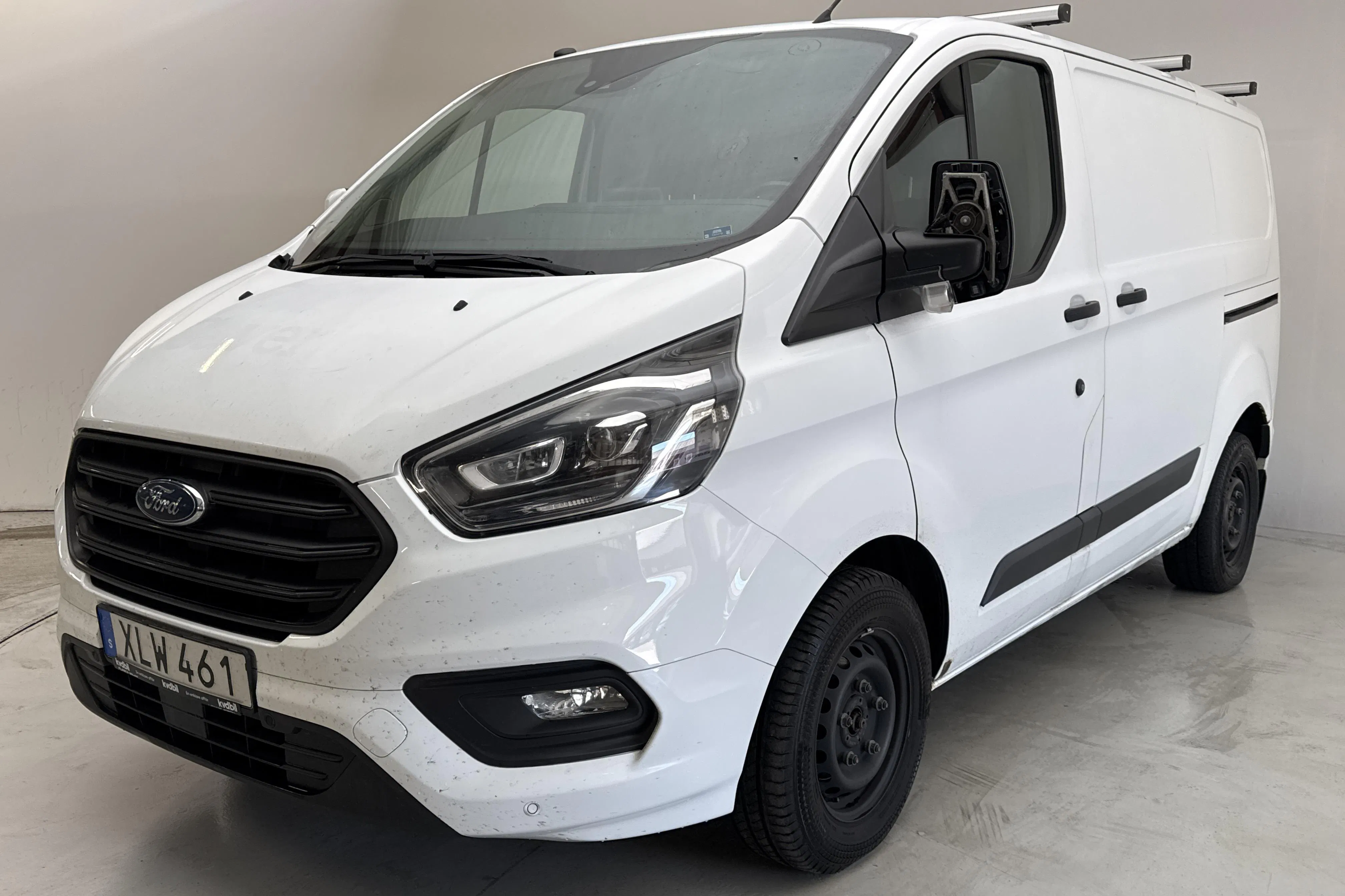 Presentation photo 1 of 13: Ford Transit Custom 300 (130hk) - 146 200 km - Manual - white - 2018