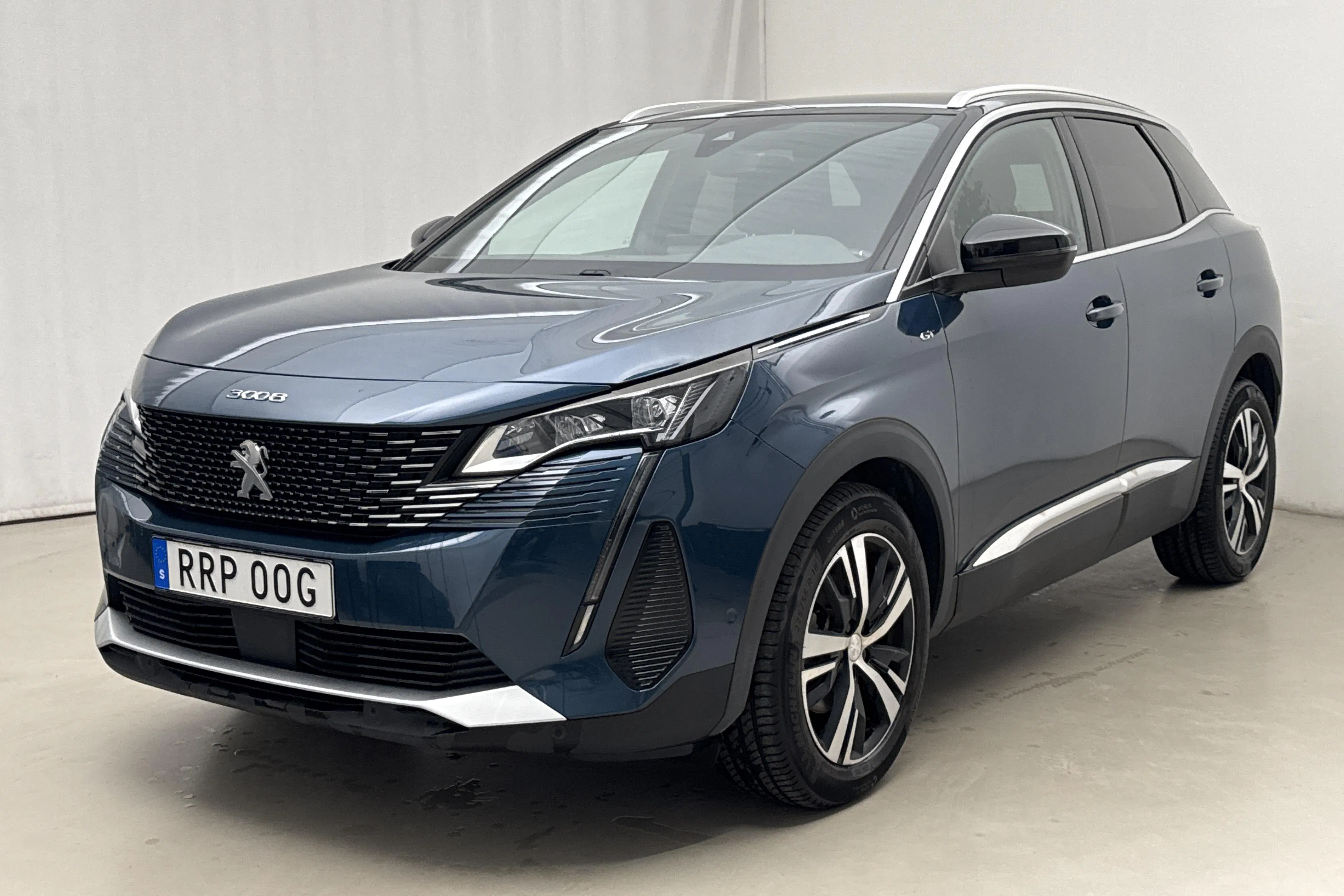 Presentationsfoto 1 av 20: Peugeot 3008 1.2 PureTech (130hk) - 2 096 mil - Automat - blå - 2023