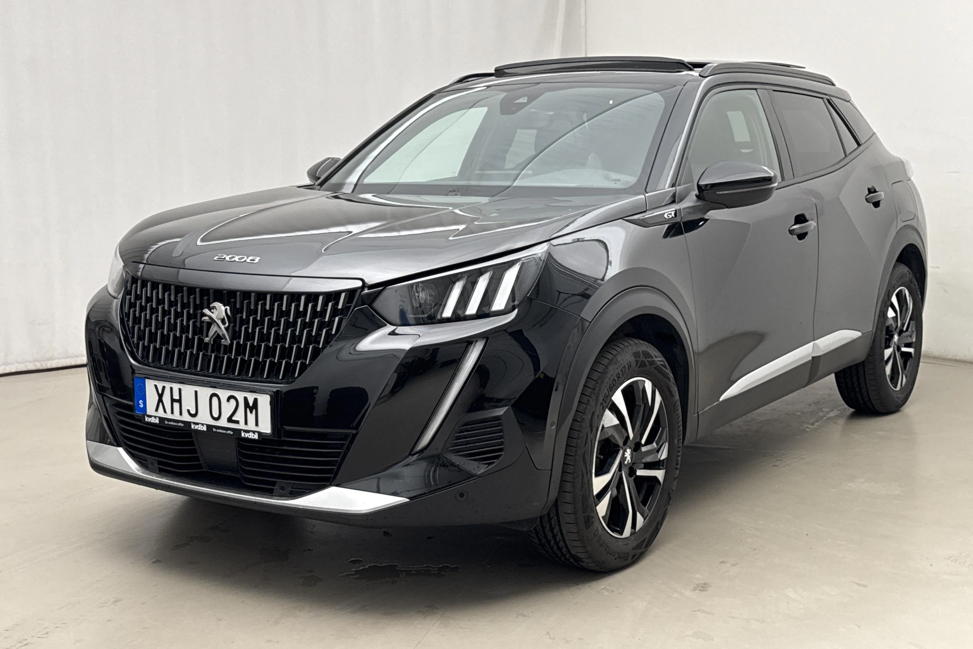 Presentation photo 1 of 20: Peugeot 2008 1.2 PureTech (130hk) - 41 160 km - Automatic - black - 2023