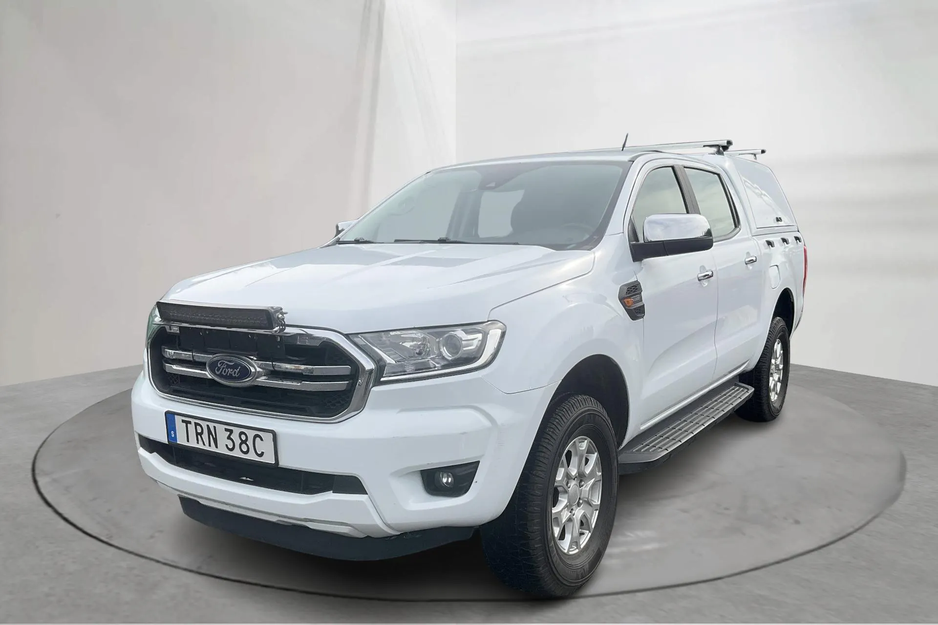 Presentationsfoto 1 av 14: Ford Ranger 2.0 TDCi 4WD (170hk) - 15 424 mil - Automat - vit - 2022
