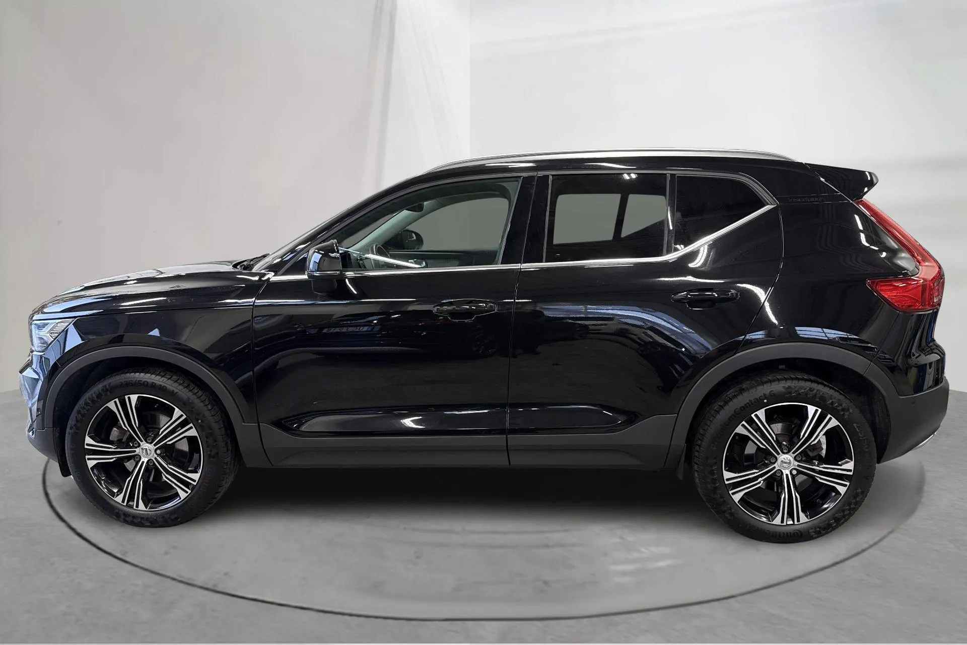 Presentation photo 2 of 21: Volvo XC40 T4 AWD (190hk) - 28 800 km - Automatic - black - 2019