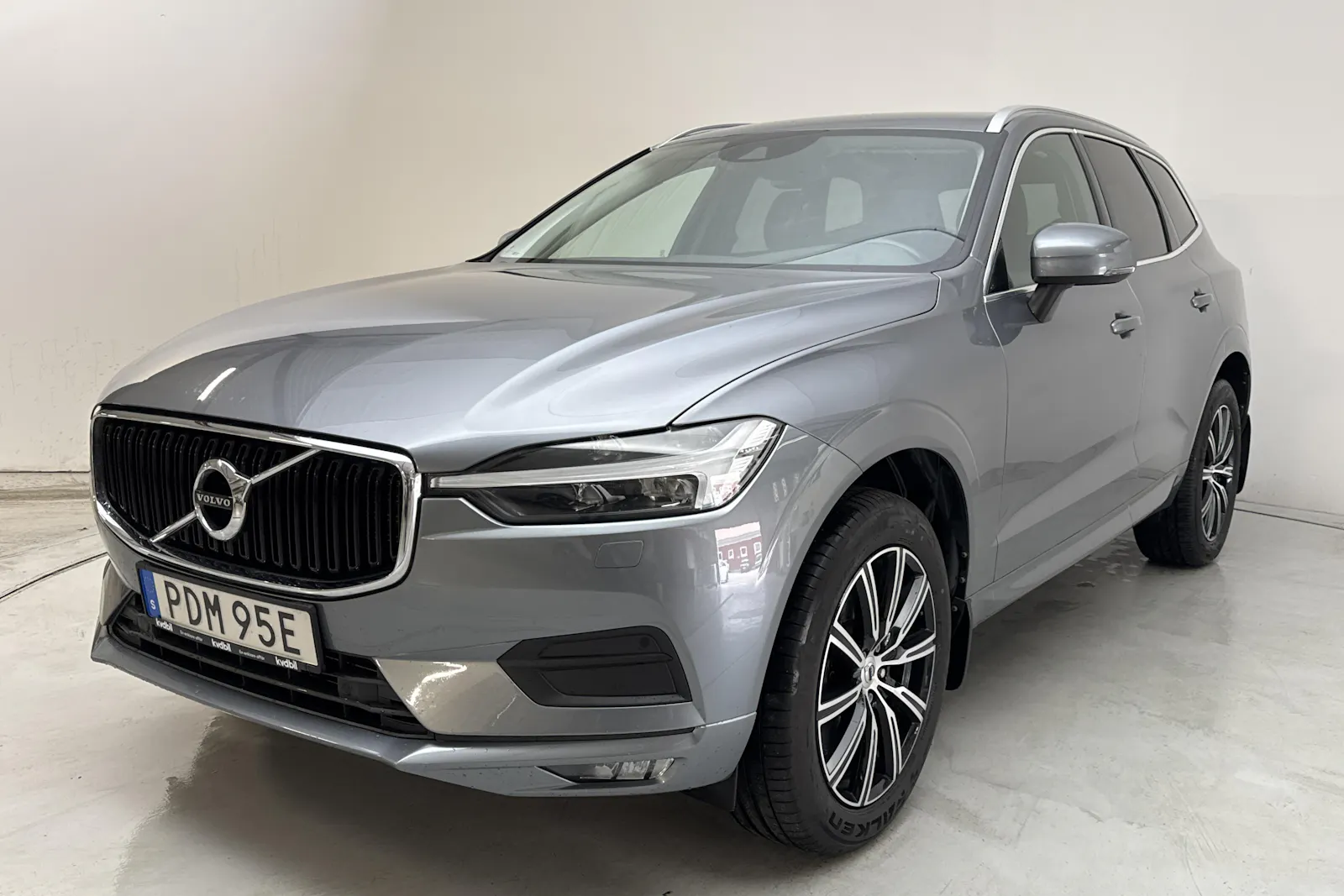 Volvo XC60 B4 AWD Mildhybrid, Diesel 197 л.с.