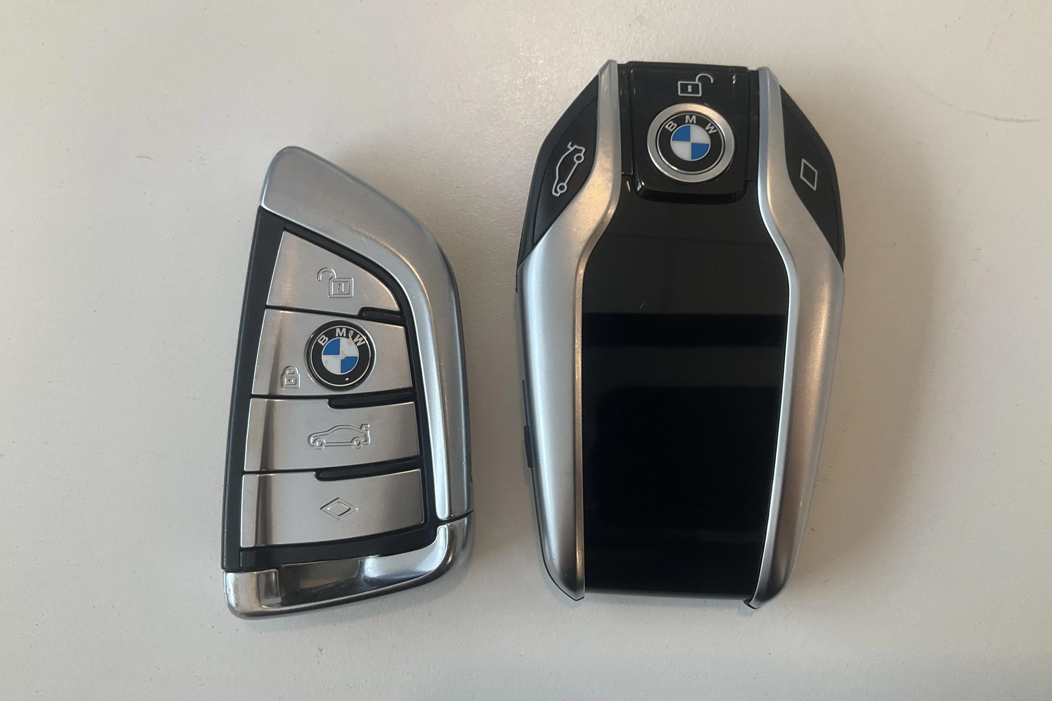 Presentation photo 27 of 27: BMW 750d xDrive Sedan, G11 (400hk) - 170 920 km - Automatic - black - 2019