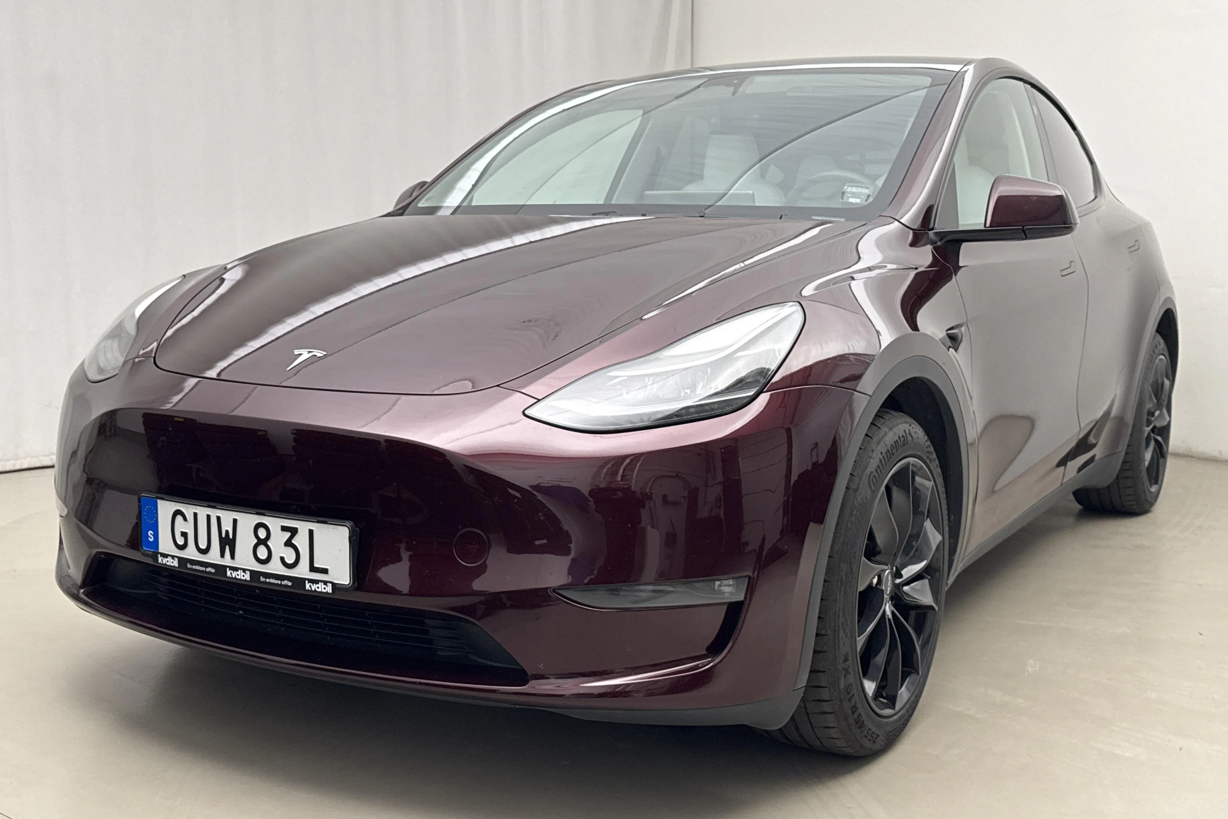 Presentation photo 1 of 22: Tesla Model Y Long Range Dual Motor AWD - 97 000 km - Automatic - red - 2023