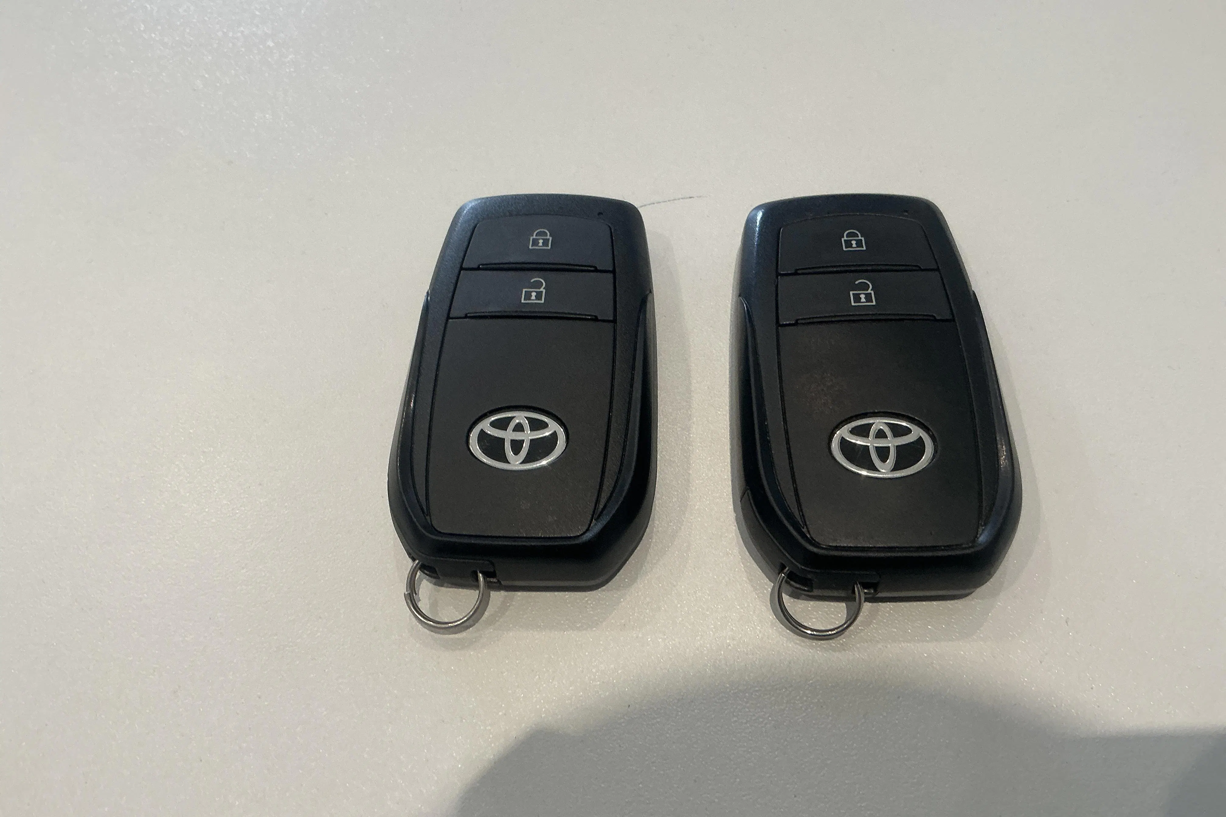 Presentationsfoto 15 av 15: Toyota Yaris 1.5 Hybrid 5dr (116hk) - 3 445 mil - Automat - Mörkgrå - 2024