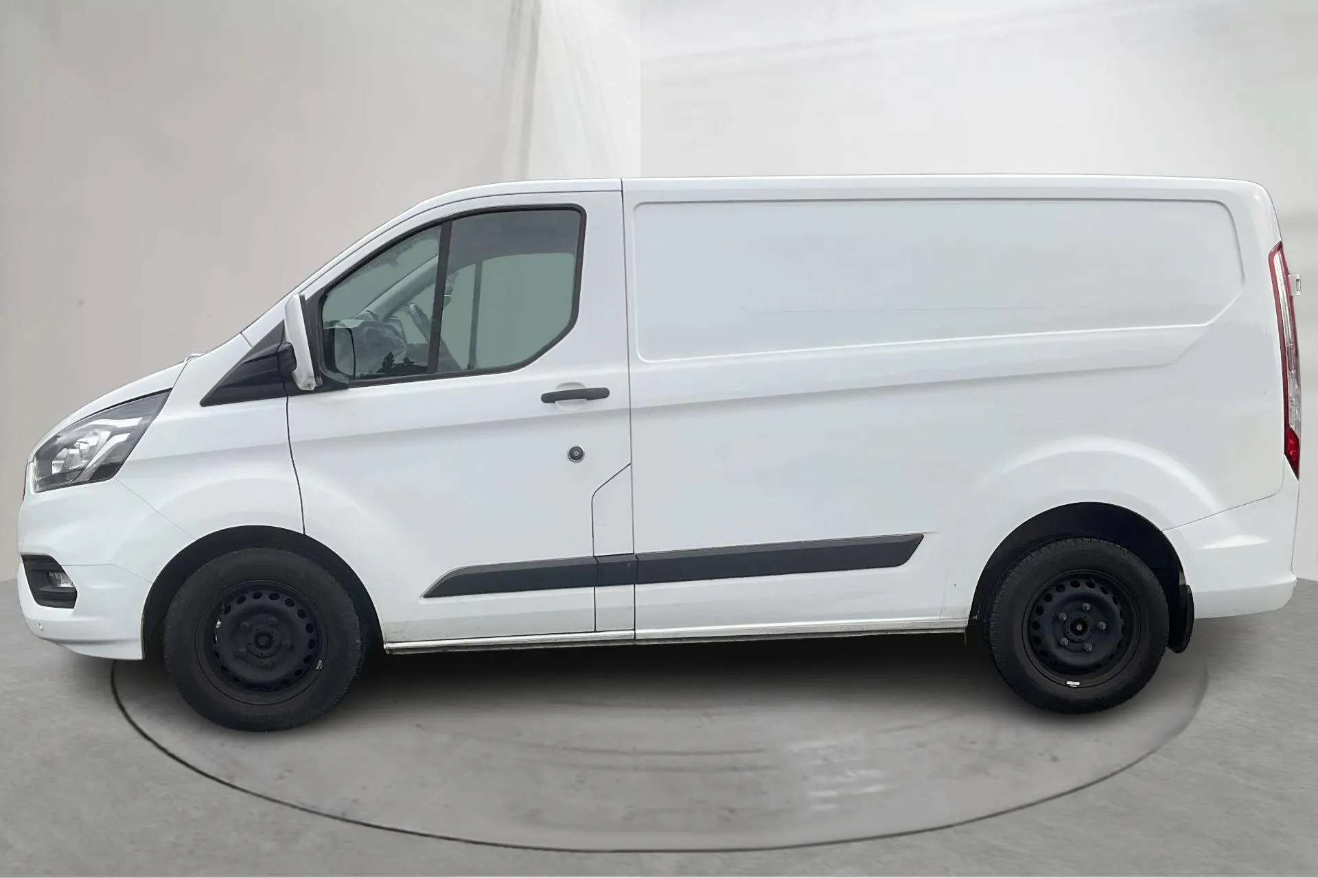 Presentation photo 2 of 14: Ford Transit Custom 280 (130hk) - 84 280 km - Manual - white - 2020