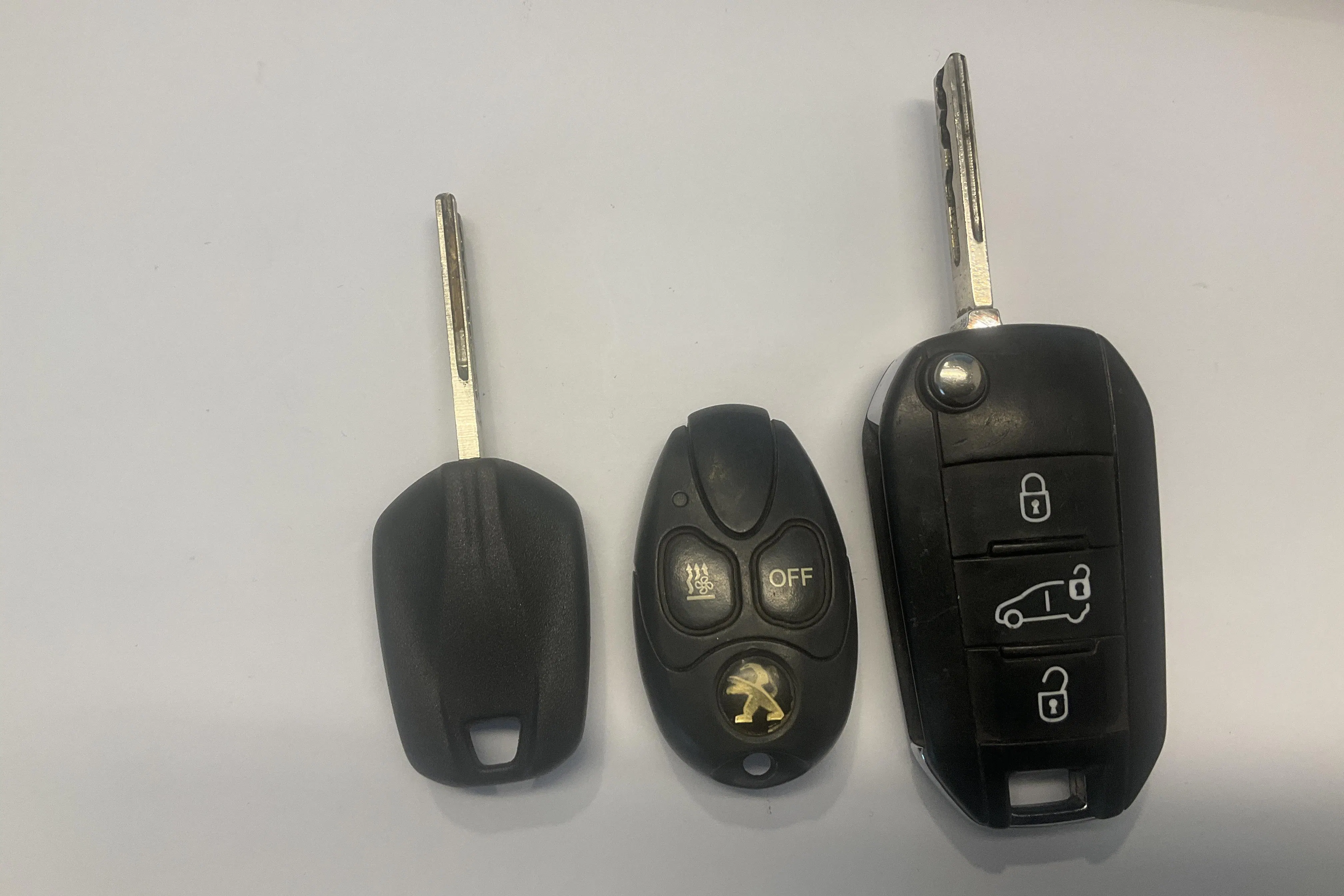 Presentation photo 13 of 13: Peugeot Expert BlueHDi Skåp (177hk) - 107 130 km - Automatic - white - 2019