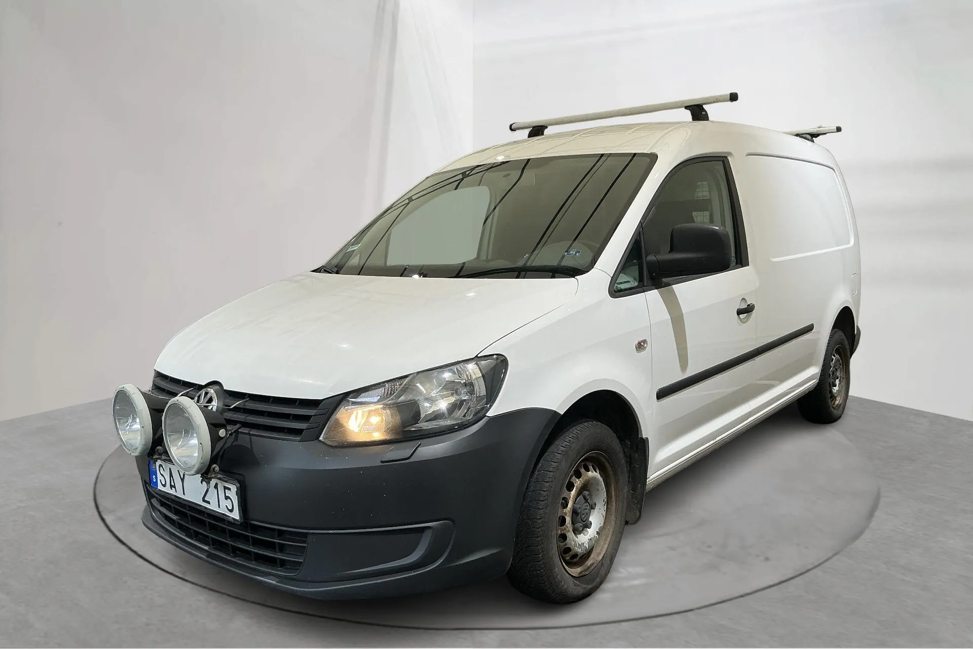 Presentationsfoto 1 av 11: VW Caddy 1.6 TDI Maxi Skåp (102hk) - 14 518 mil - Manuell - vit - 2012
