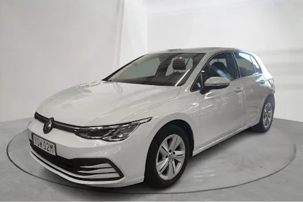 Volkswagen Golf 2023 — авто из Европы под ключ