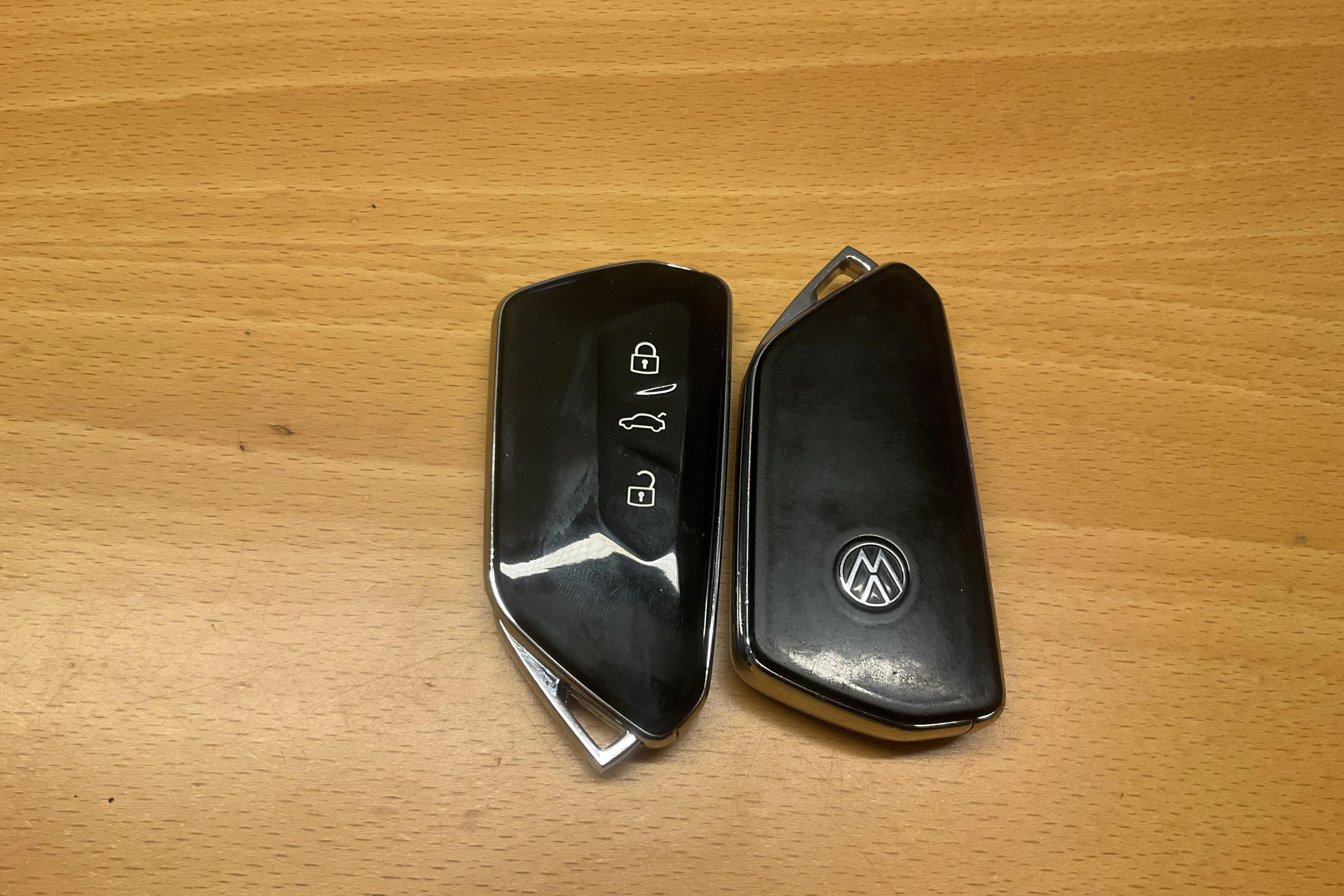 Presentationsfoto 15 av 15: VW Golf VIII TGI 5dr (130hk) - 3 824 mil - Automat - vit - 2023