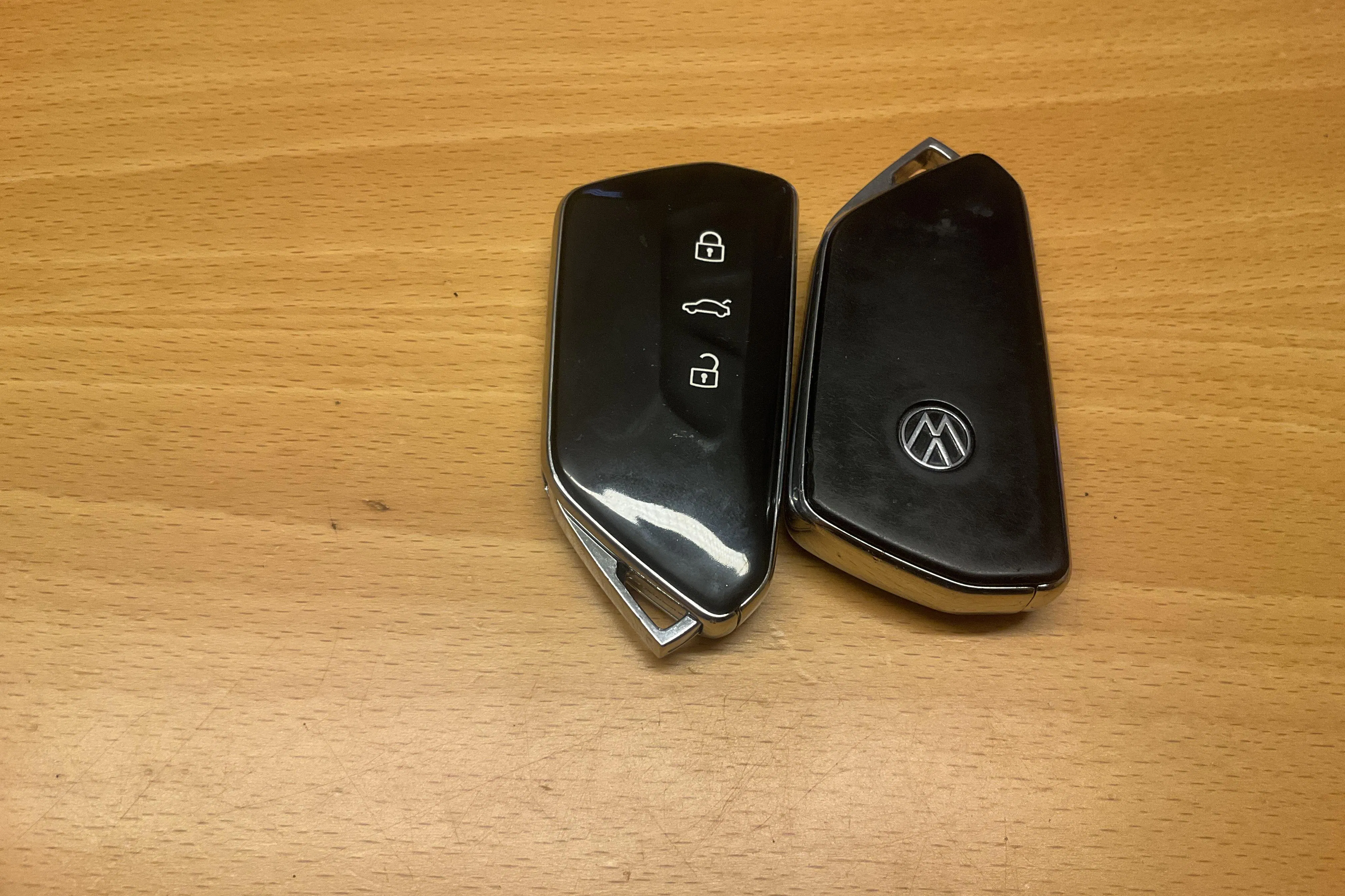 Presentationsfoto 15 av 15: VW Golf VIII TGI 5dr (130hk) - 5 675 mil - Automat - vit - 2023