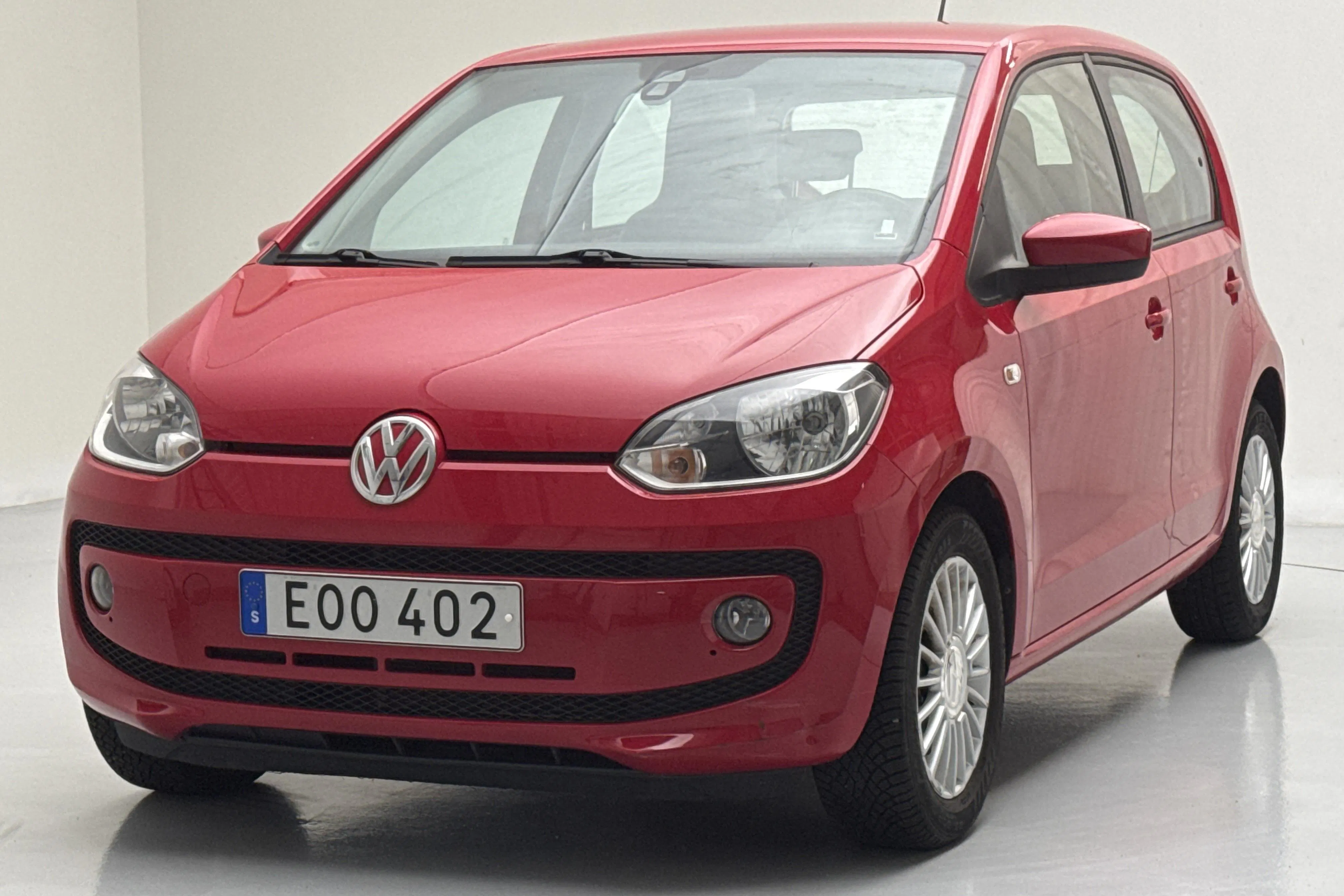 Presentation photo 1 of 11: VW up! 1.0 5dr (75hk) - 34 830 km - Manual - red - 2016