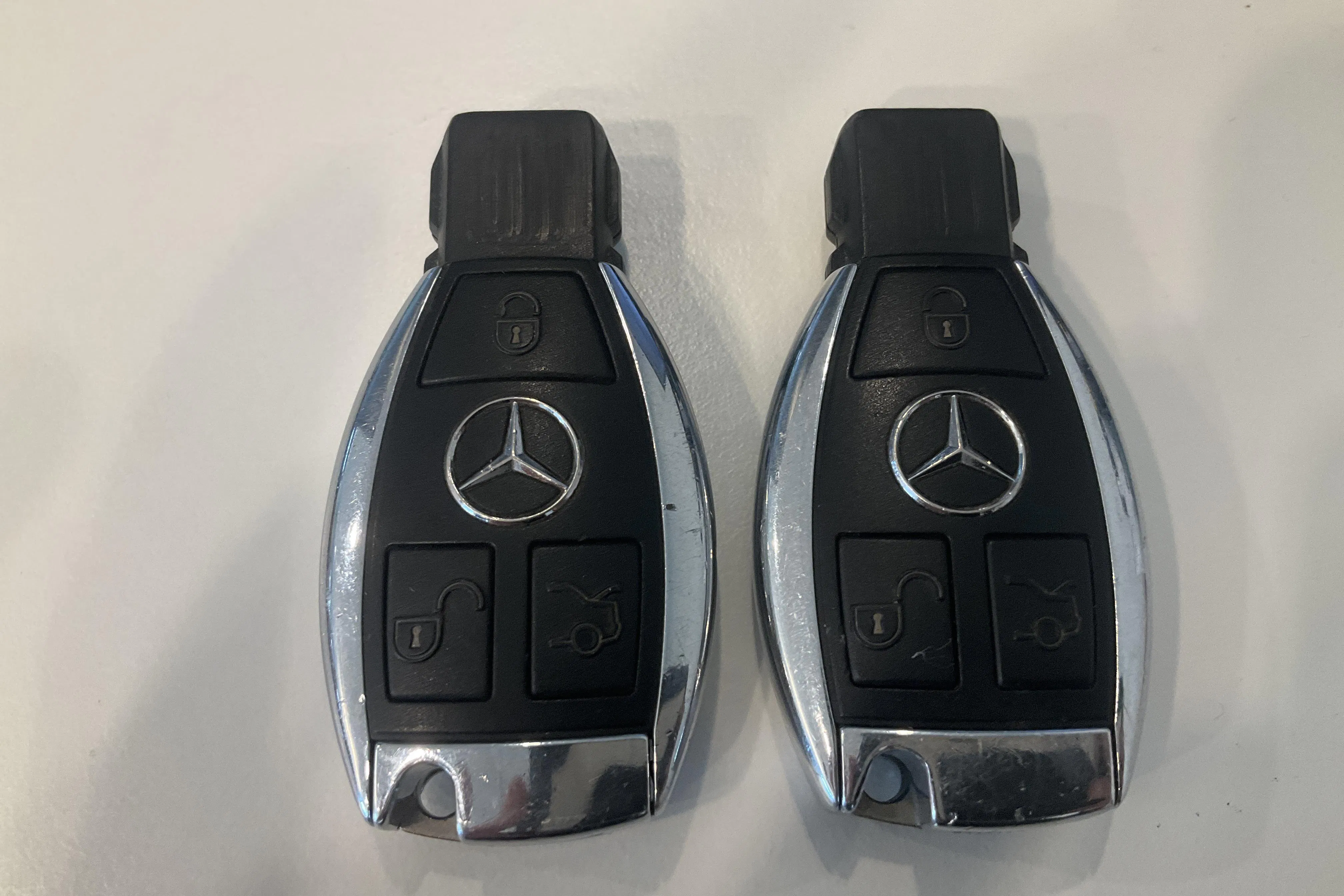 Presentationsfoto 19 av 19: Mercedes GLC 220 d 4MATIC X253 (170hk) - 22 552 mil - Automat - silver - 2019