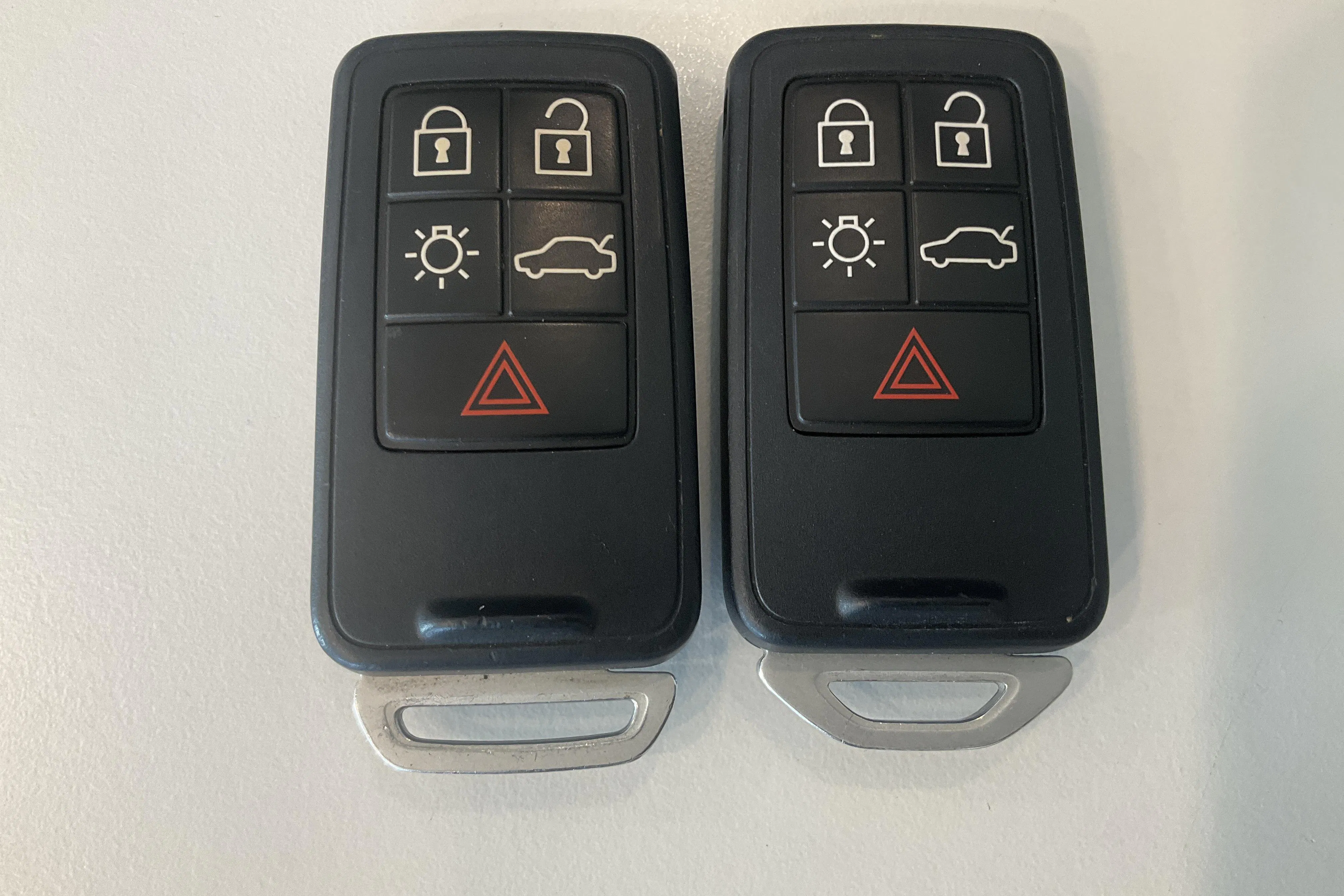 Presentationsfoto 17 av 17: Volvo V70 II D4 (181hk) - 13 834 mil - Automat - svart - 2016