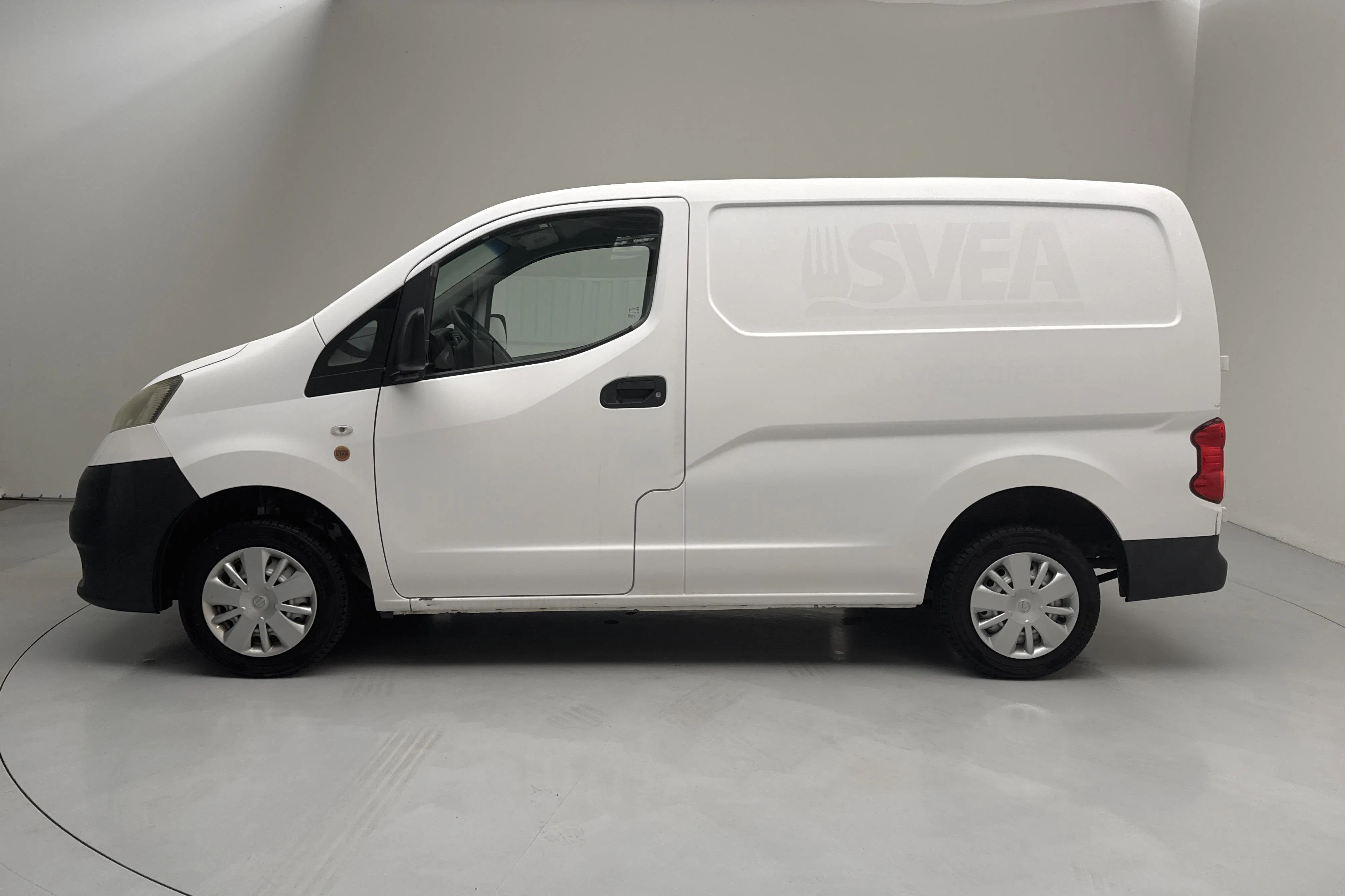 Presentationsfoto 2 av 13: Nissan NV200 1.5 dCi Skåp (90hk) - 8 874 mil - Manuell - vit - 2013