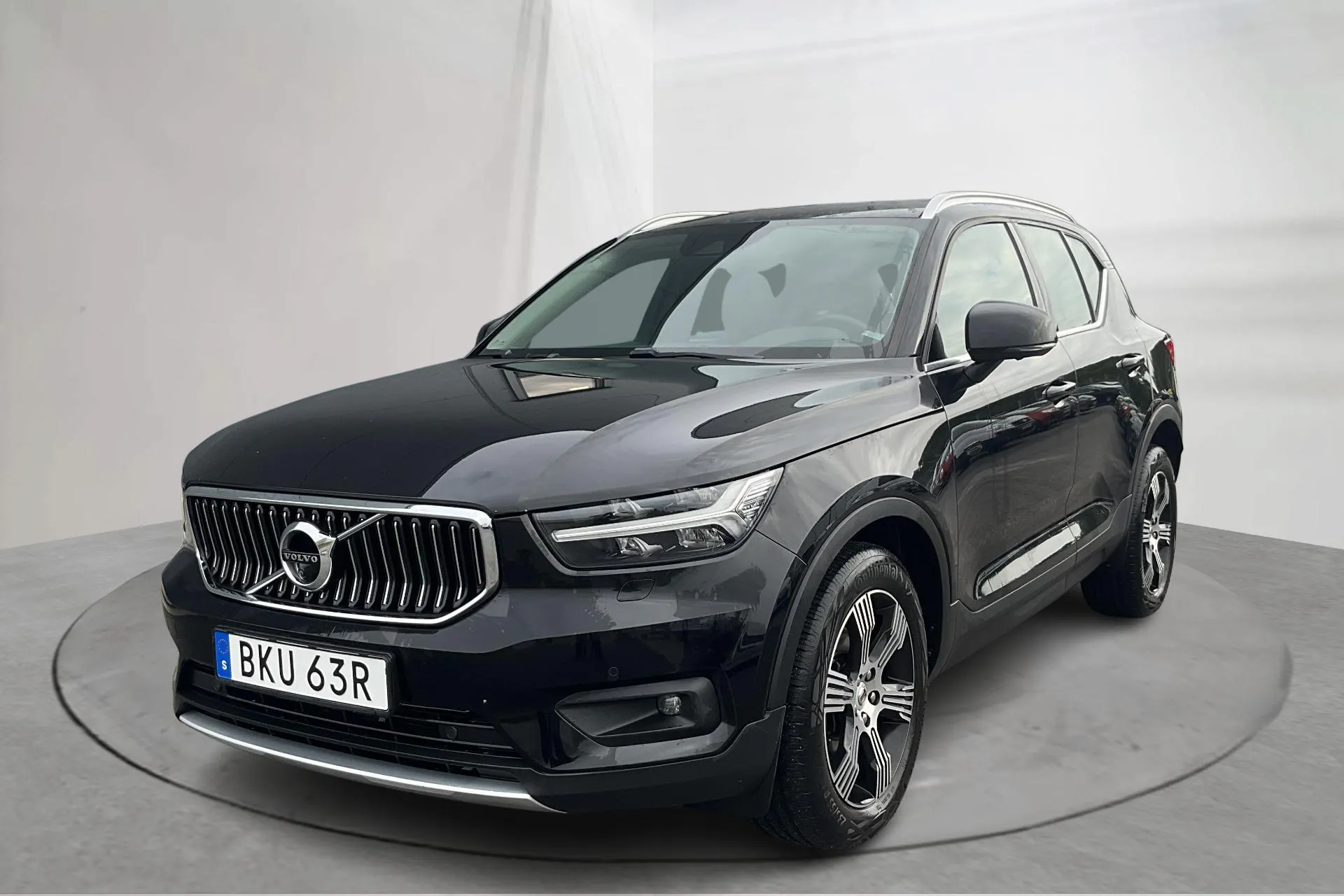 Presentation photo 1 of 19: Volvo XC40 D4 AWD (190hk) - 164 660 km - Automatic - black - 2020