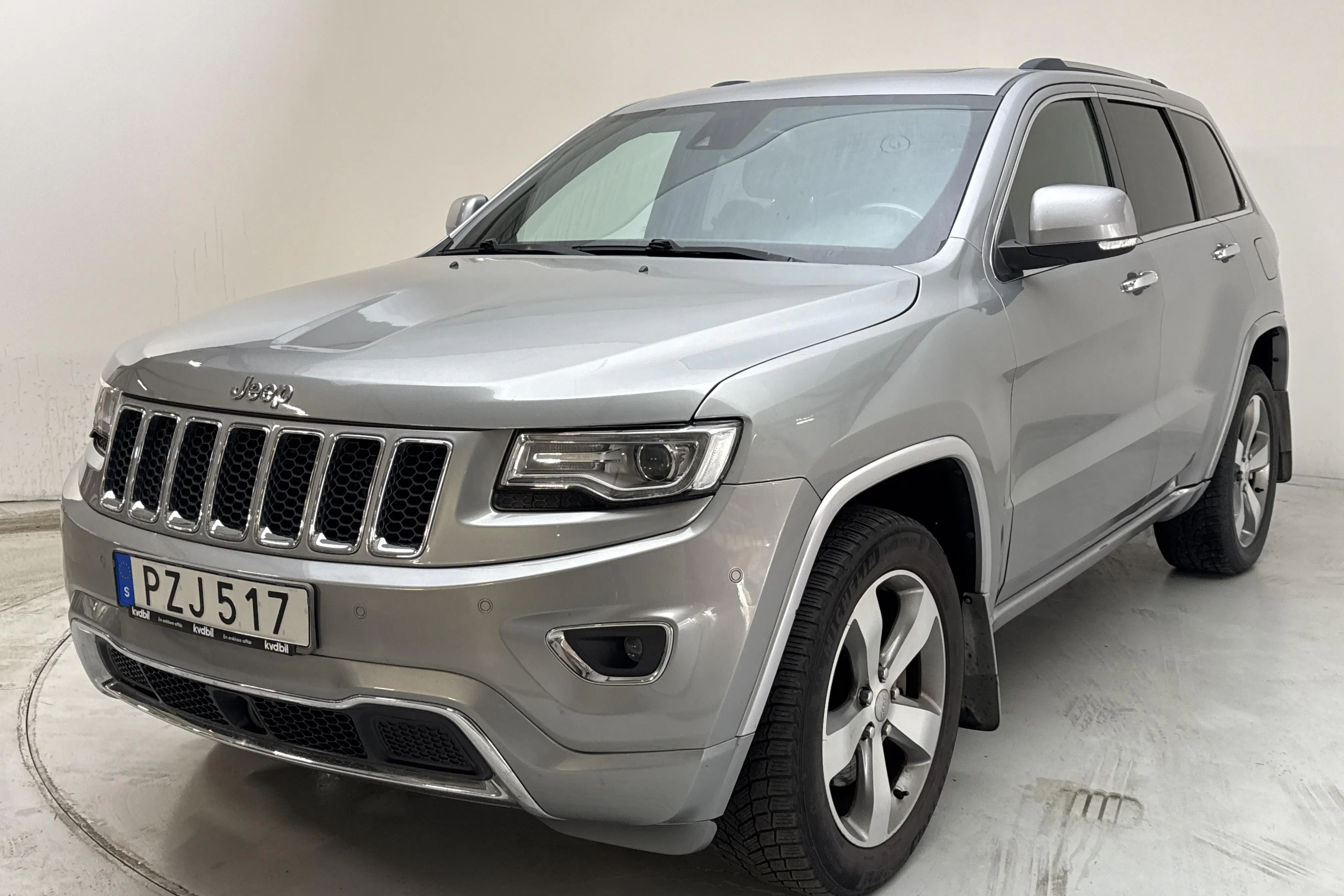 Presentationsfoto 1 av 14: Jeep Grand Cherokee 3.0 CRD V6 AWD (250hk) - 20 841 mil - Automat - grå - 2014
