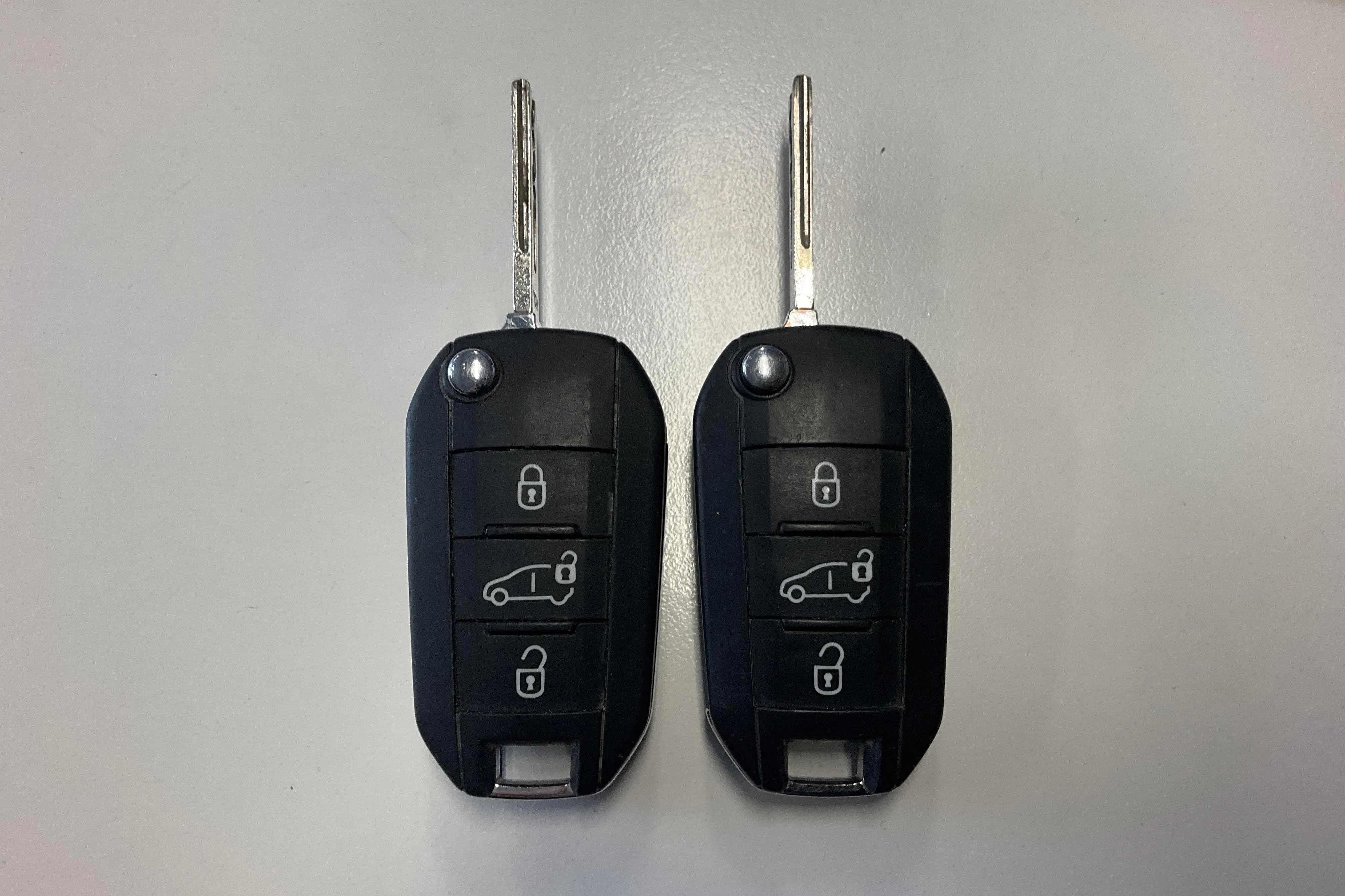 Presentationsfoto 21 av 21: Peugeot e-Expert Skåp 75kWh (136hk) - 4 967 mil - Automat - vit - 2023