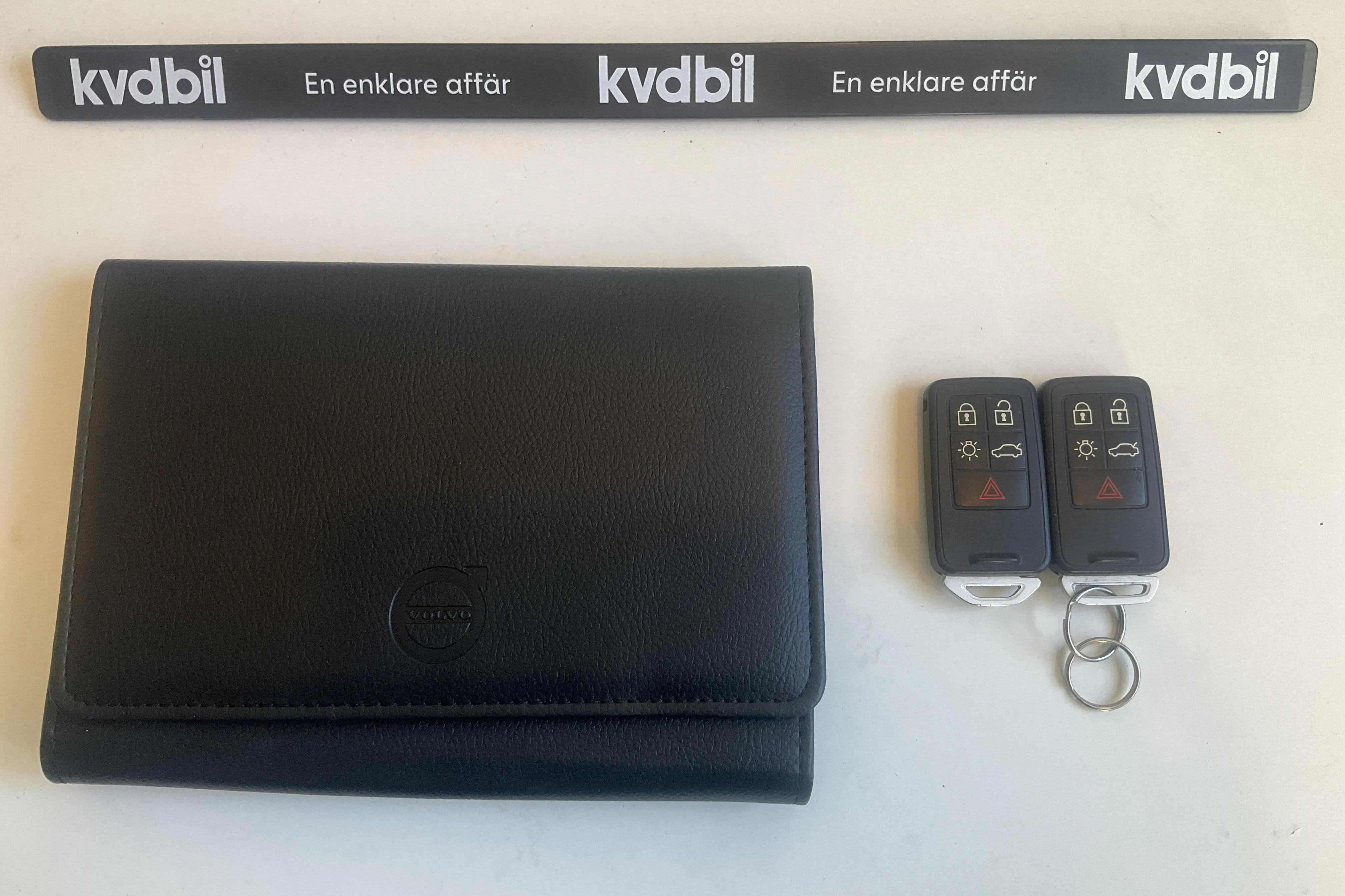 Presentationsfoto 19 av 19: Volvo V70 II D4 AWD (181hk) - 26 415 mil - Automat - vit - 2016