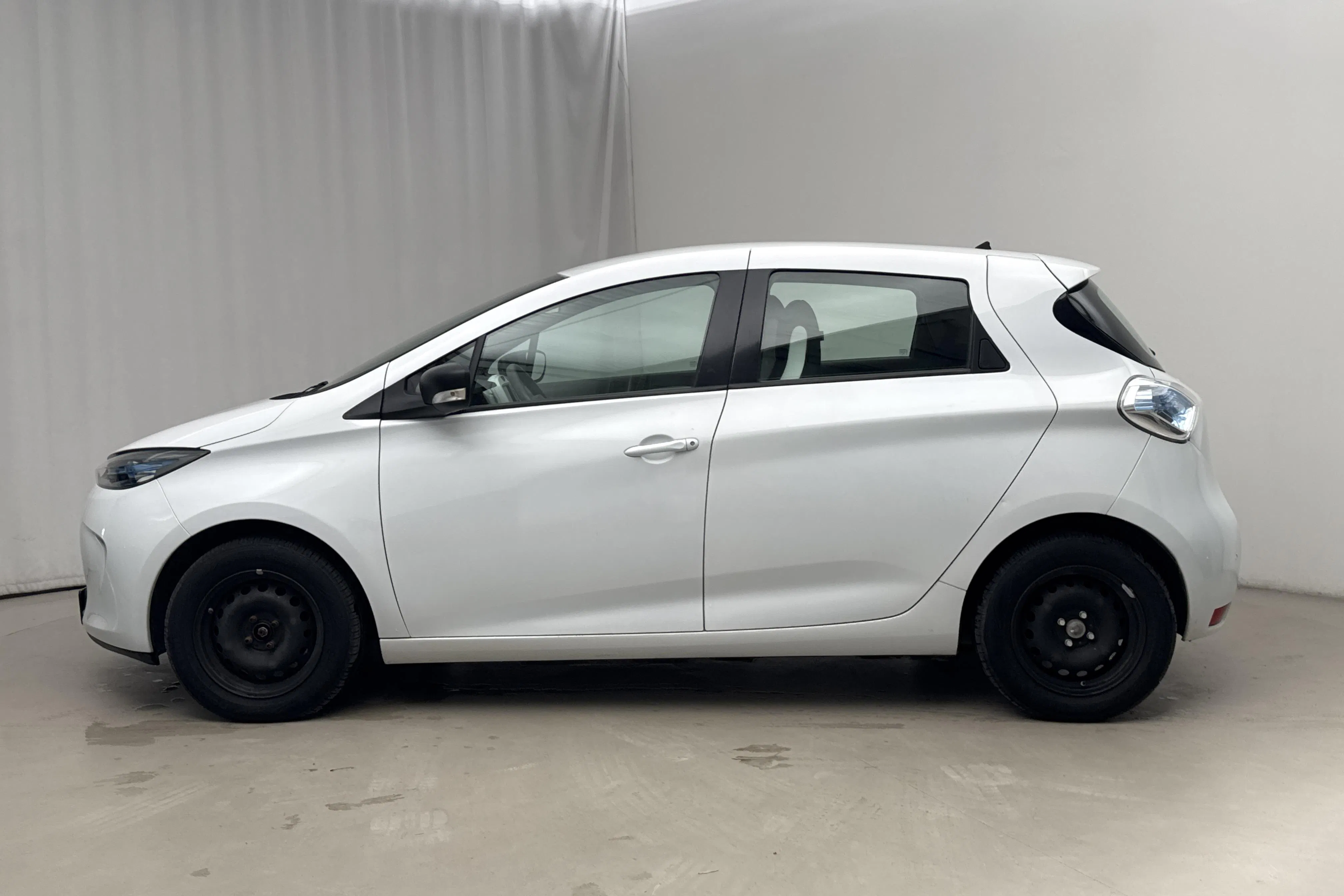 Presentationsfoto 2 av 16: Renault Zoe 41kWh R90 (92hk) - 3 547 mil - Automat - vit - 2019