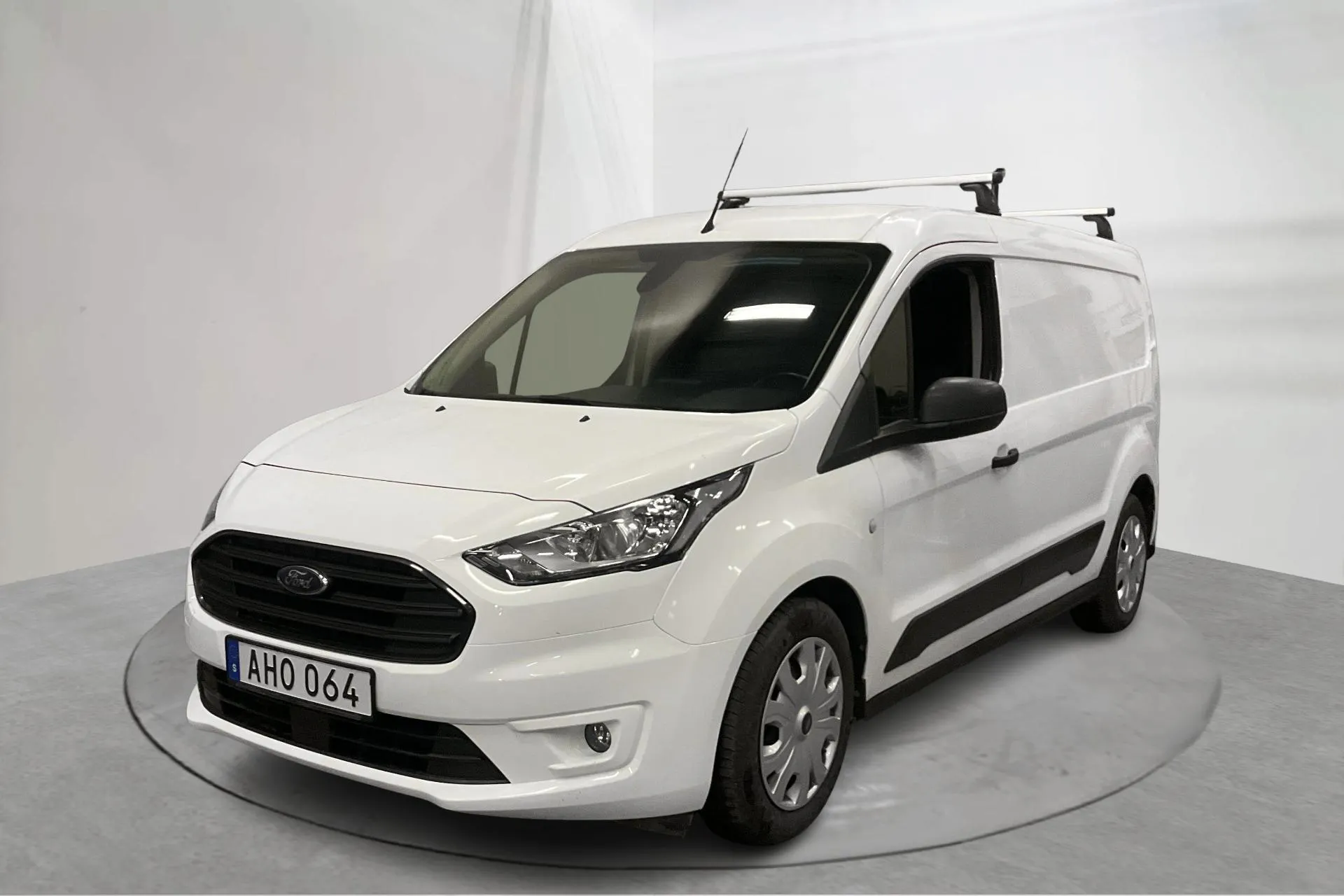 Presentationsfoto 1 av 17: Ford Transit Connect 1.0T Ecoboost E85 (100hk) - 3 110 mil - Manuell - vit - 2022