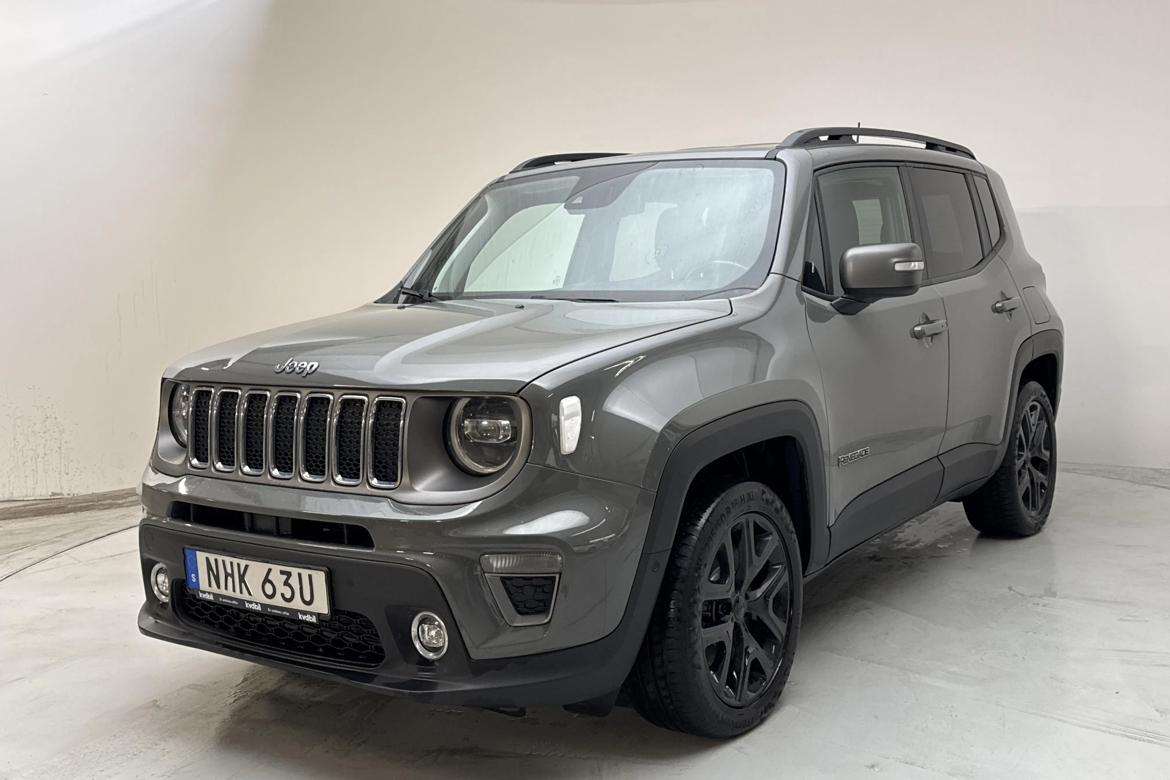 Presentation photo 1 of 15: Jeep Renegade 1.3 PHEV 4WD (190hk) - 111 990 km - Automatic - gray - 2020