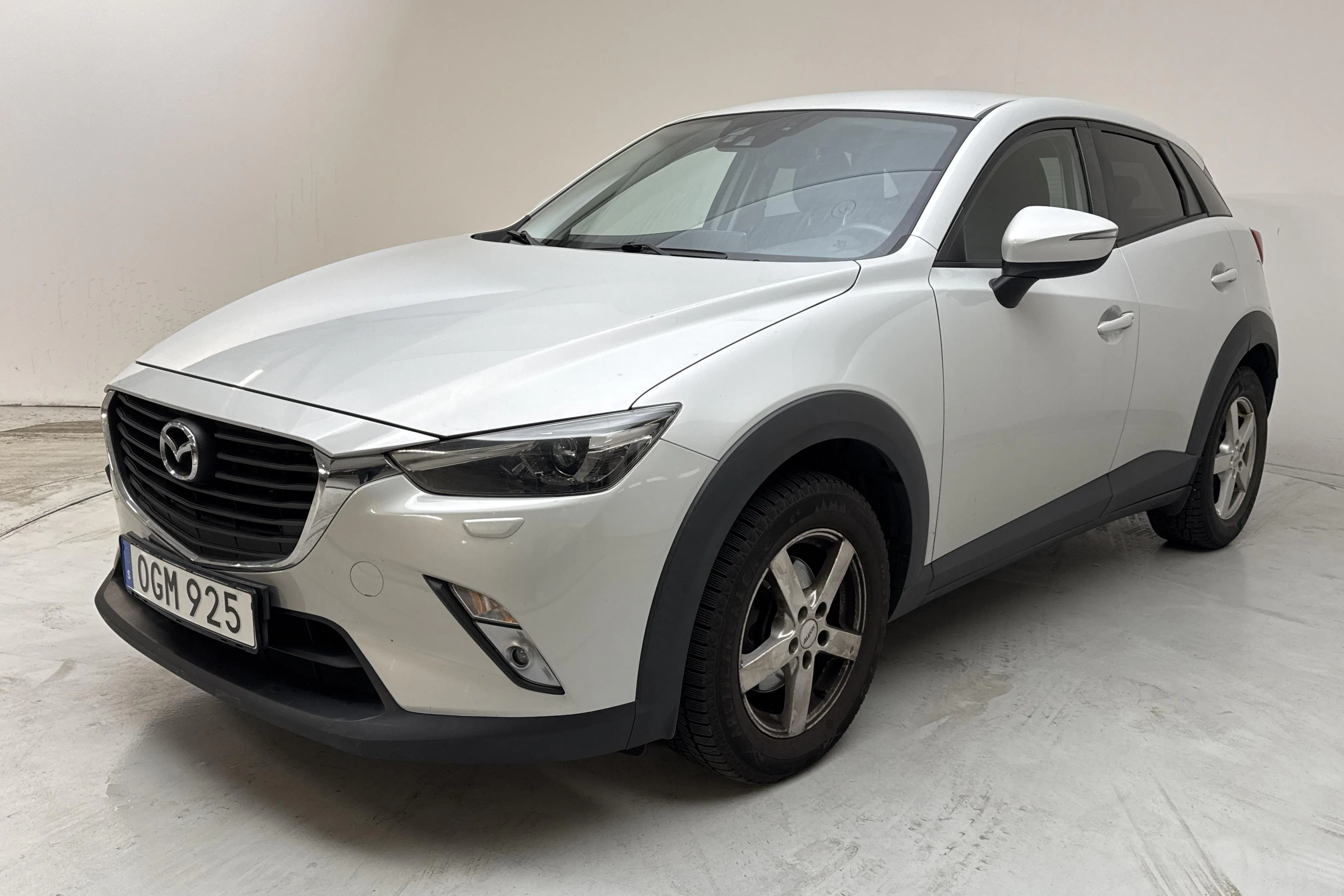 Presentation photo 1 of 13: Mazda CX-3 2.0 2WD (120hk) - 95 600 km - Manual - white - 2017