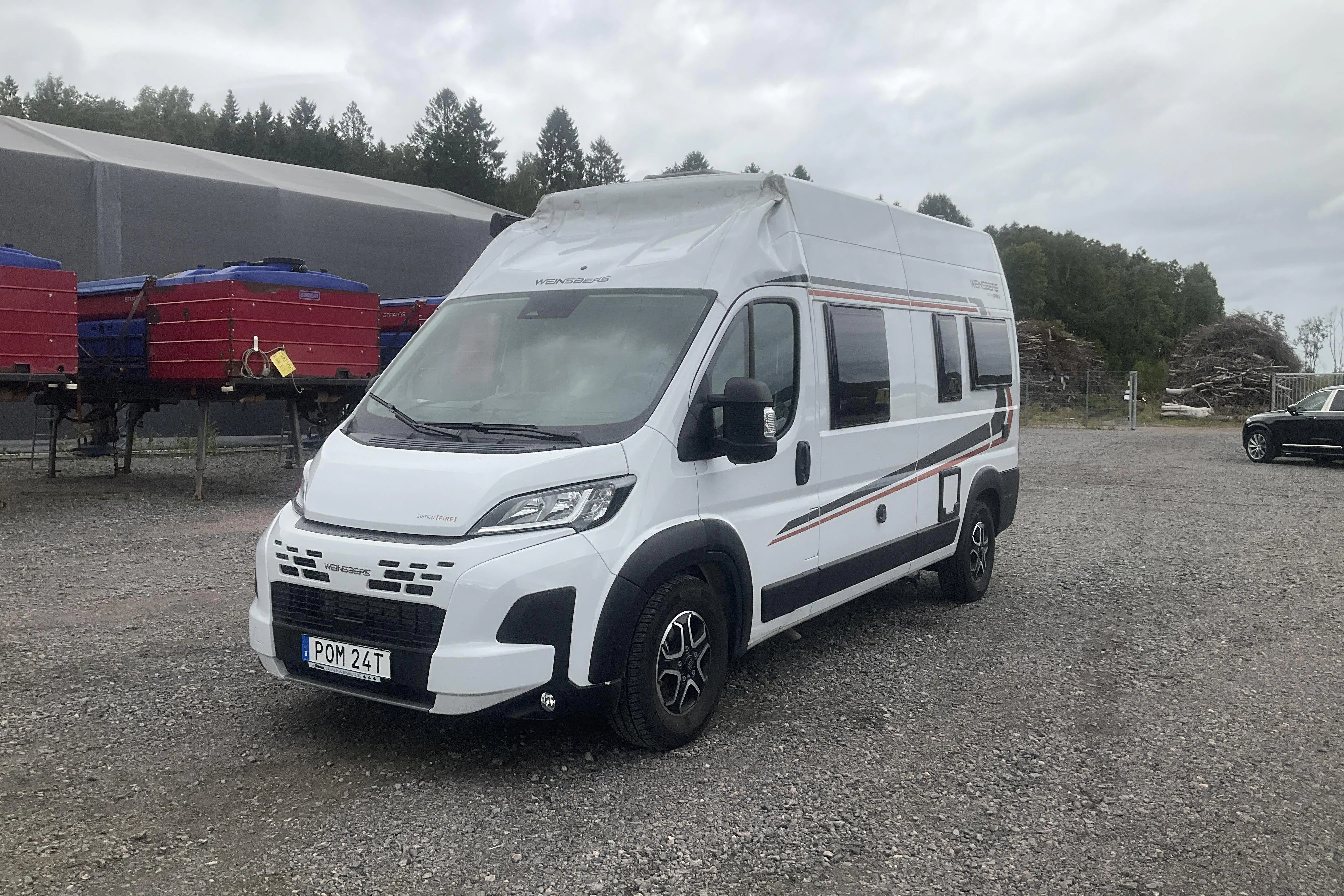 Presentation photo 1 of 30: FIAT WEINSBERG CaraBus 600 EDITION (FIRE) Campingbil Karosskadad - 5 300 km - Automatic - white - 2026