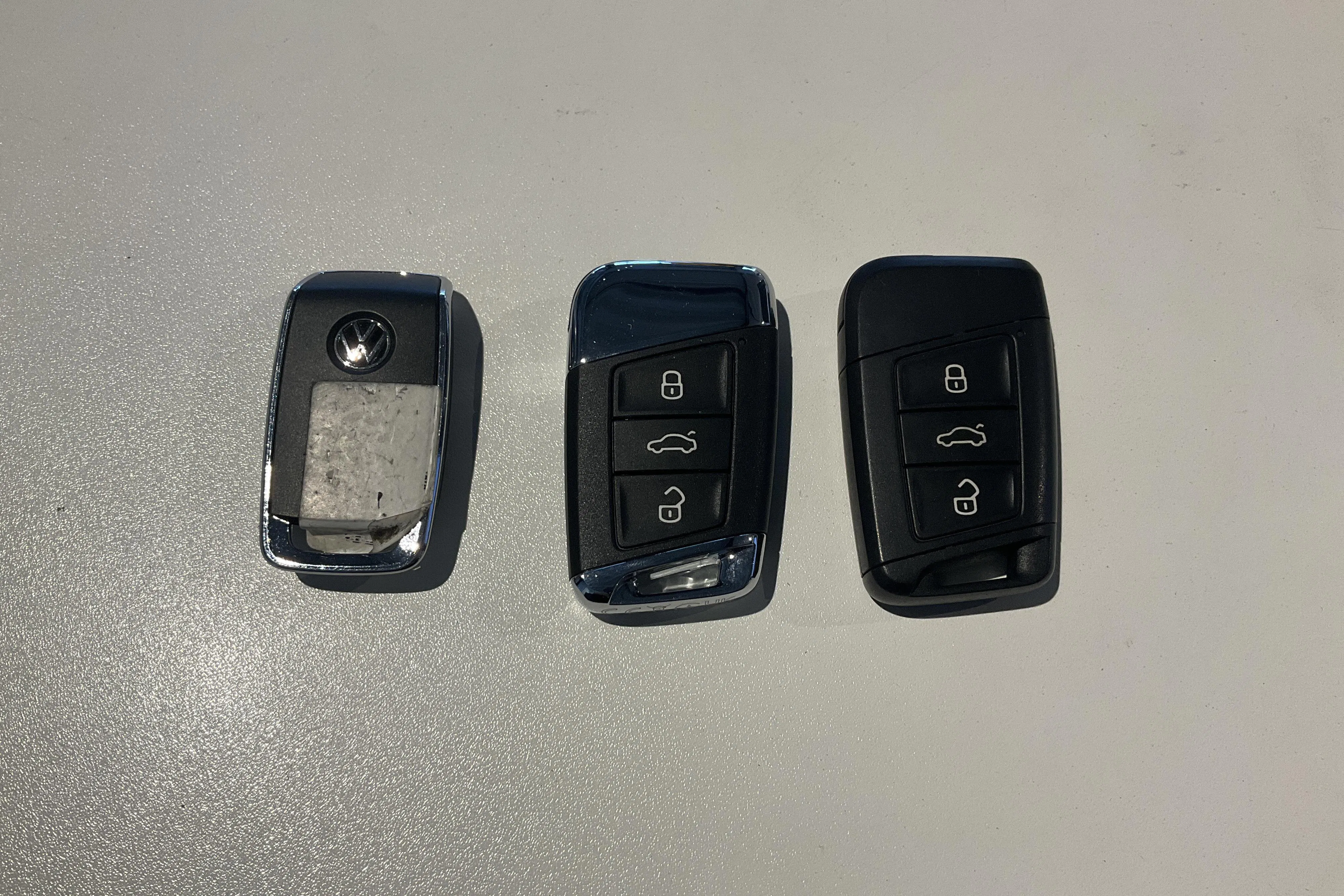 Presentationsfoto 20 av 20: VW Passat 2.0 TDI Sportscombi 4Motion (200hk) - 12 362 mil - Automat - Mörkgrå - 2022