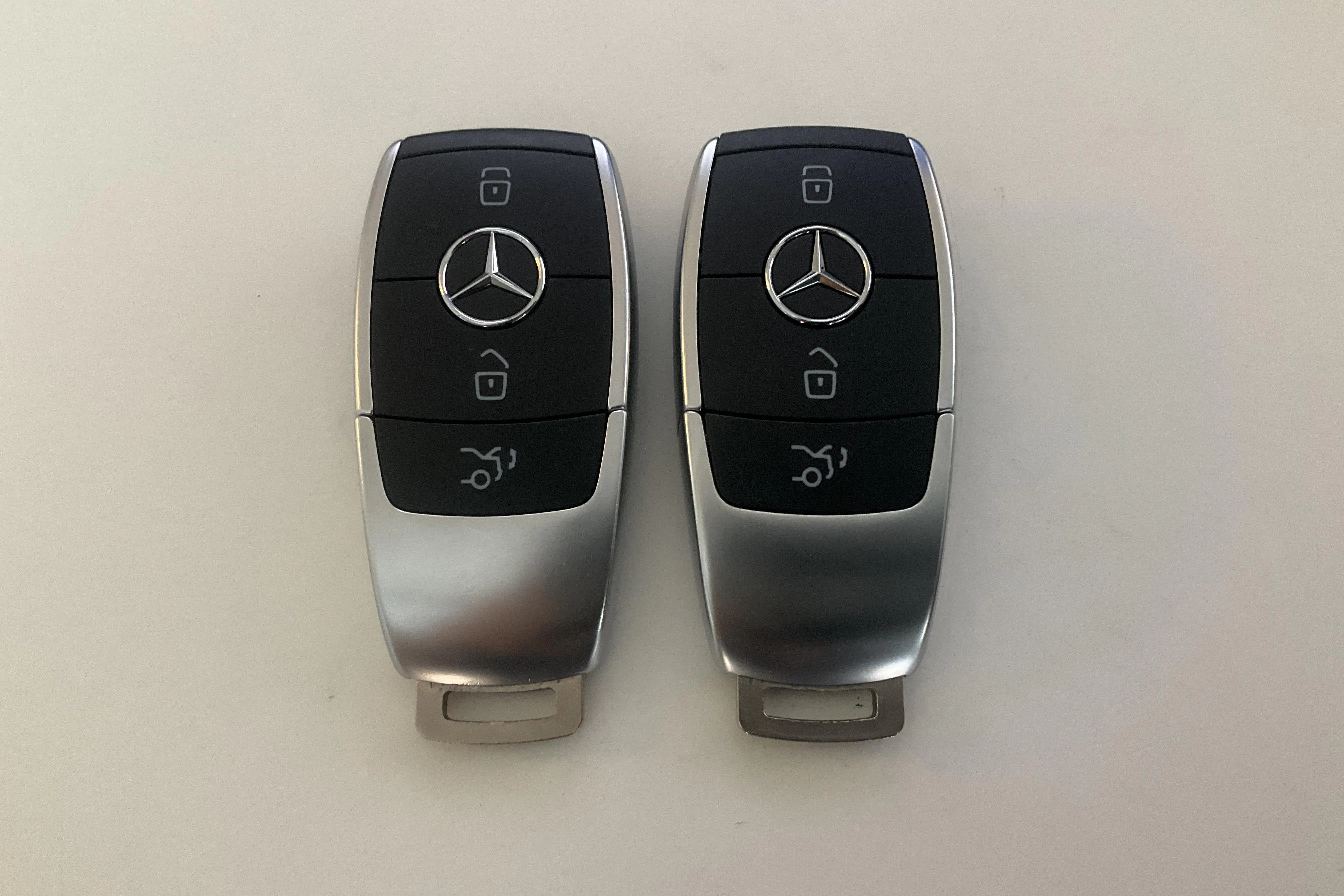 Presentationsfoto 21 av 21: Mercedes GLC 300 e 4MATIC X253 (333hk) - 4 816 mil - Automat - vit - 2022