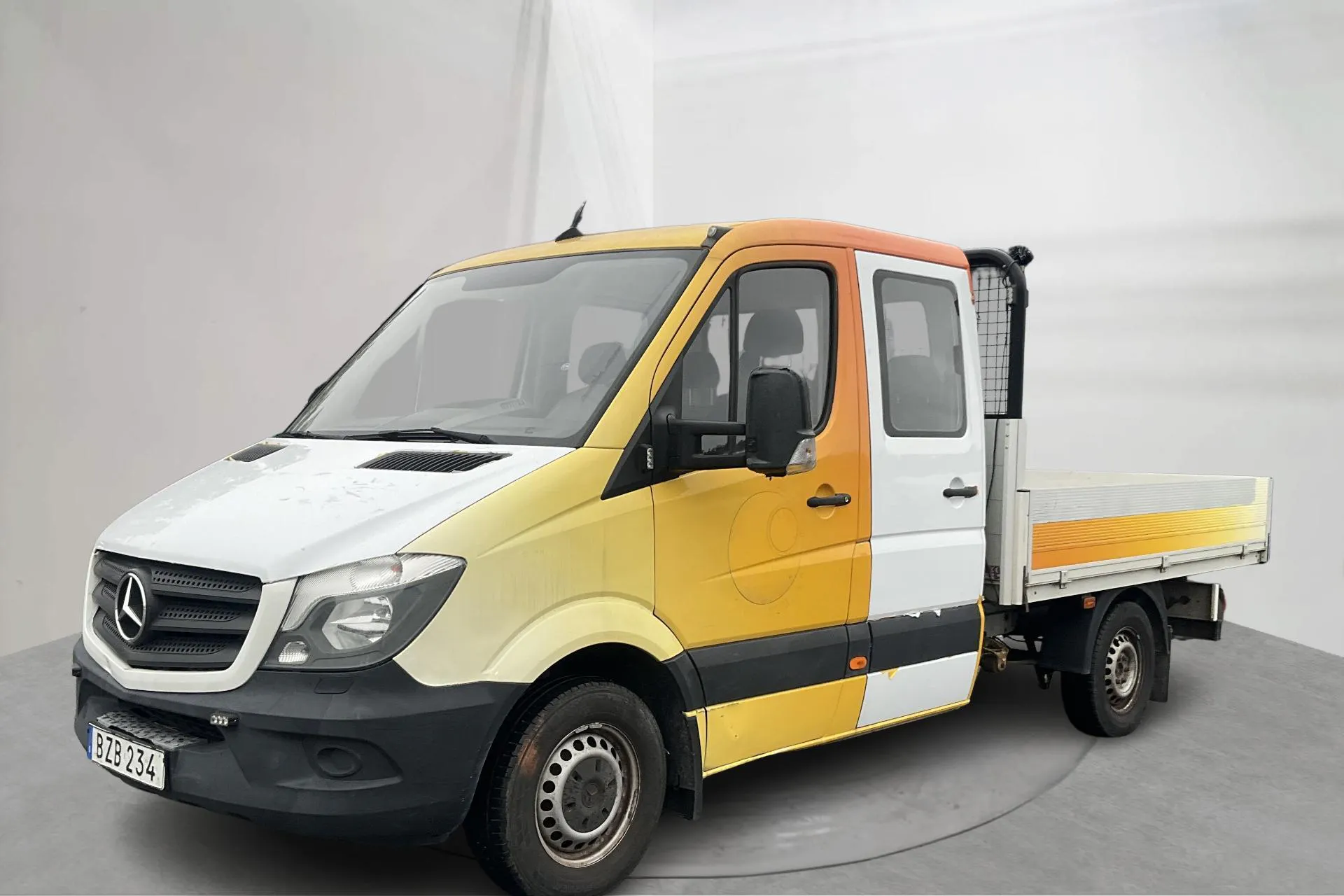Presentationsfoto 1 av 14: Mercedes Sprinter 213 CDI Pickup/Chassi (129hk) - 10 410 mil - Manuell - vit - 2015