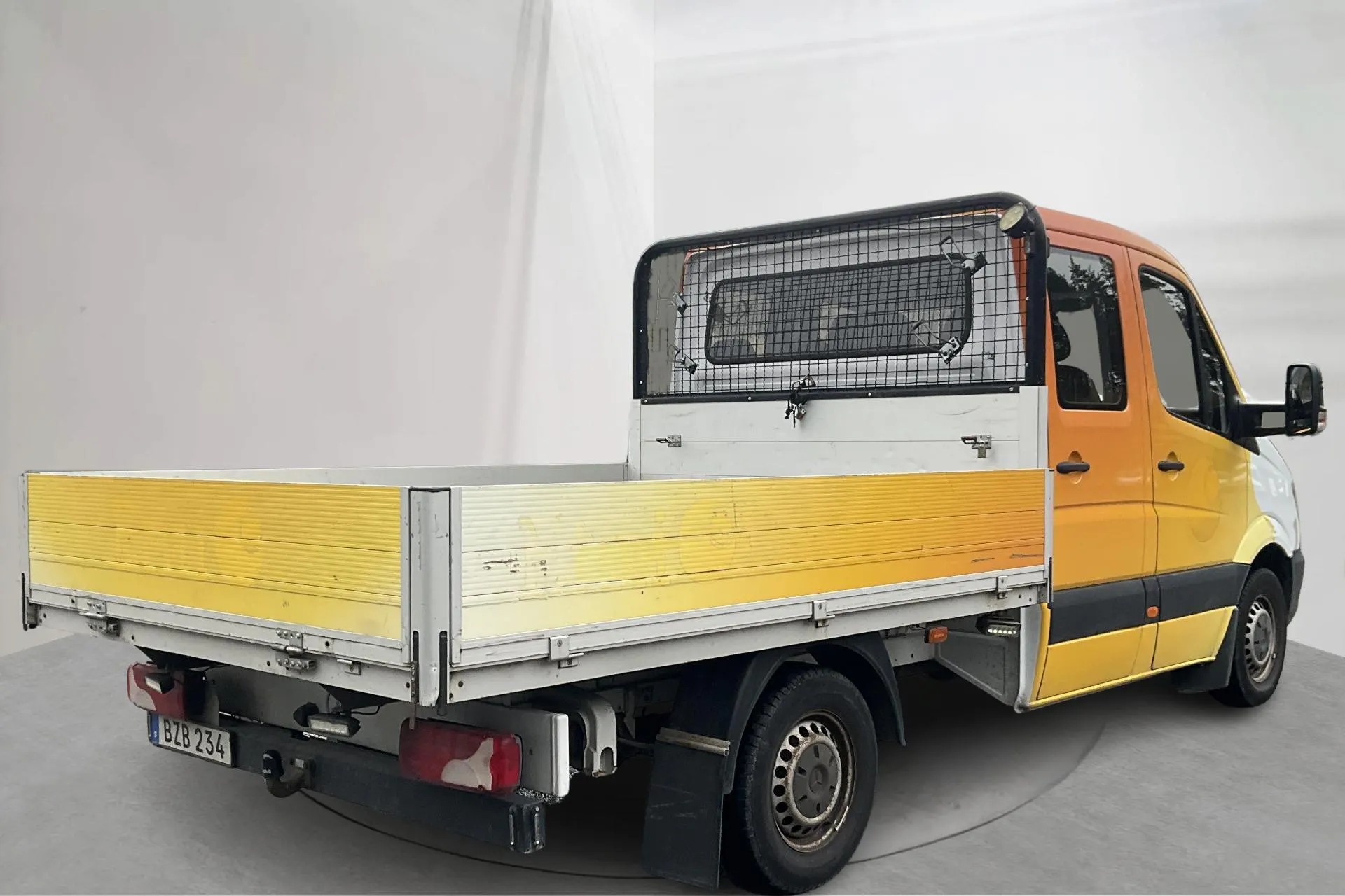Presentationsfoto 2 av 14: Mercedes Sprinter 213 CDI Pickup/Chassi (129hk) - 10 410 mil - Manuell - vit - 2015