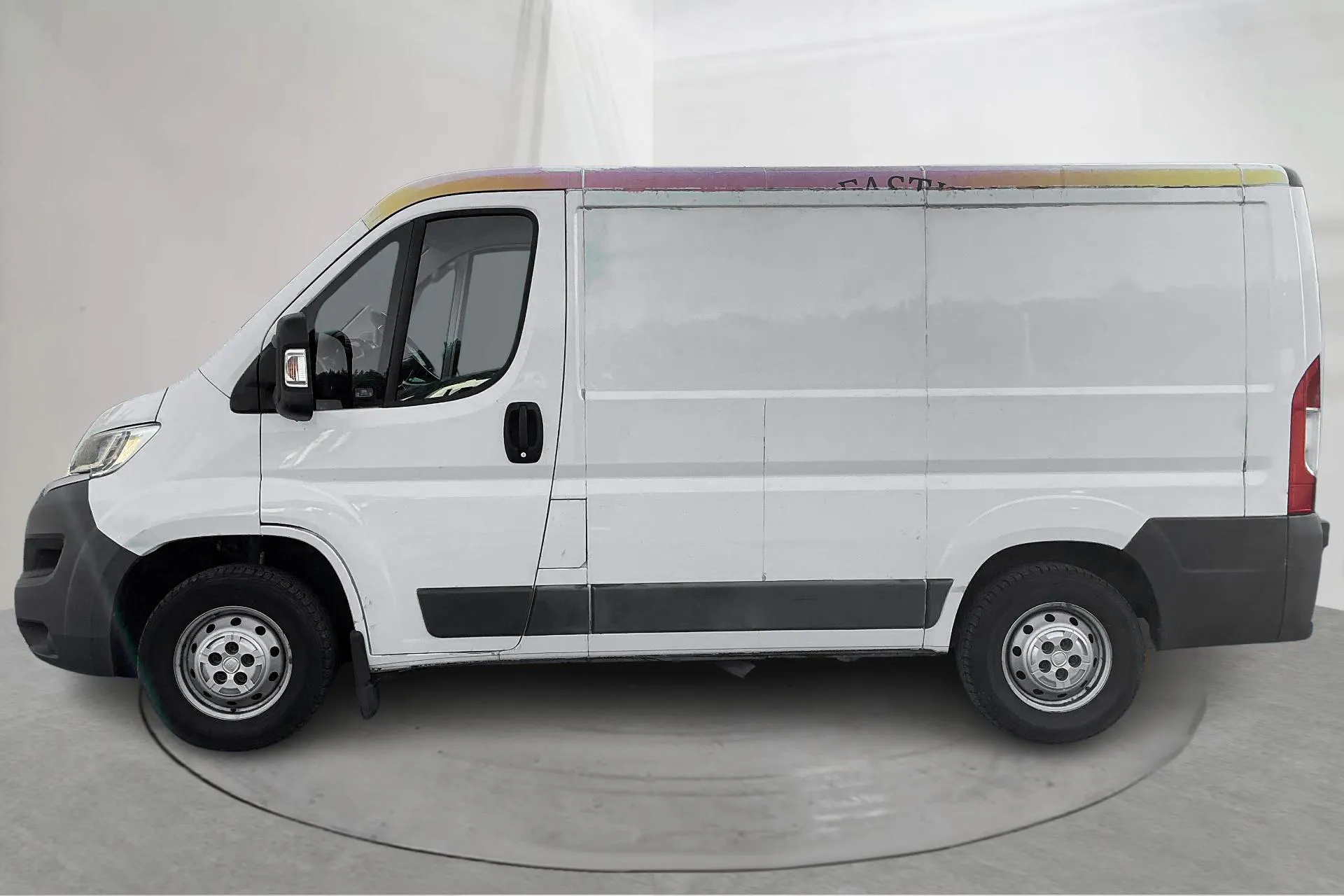 Presentationsfoto 2 av 20: Fiat Ducato 30 2.3 Multijet Skåp (130hk) - 6 365 mil - Manuell - vit - 2018