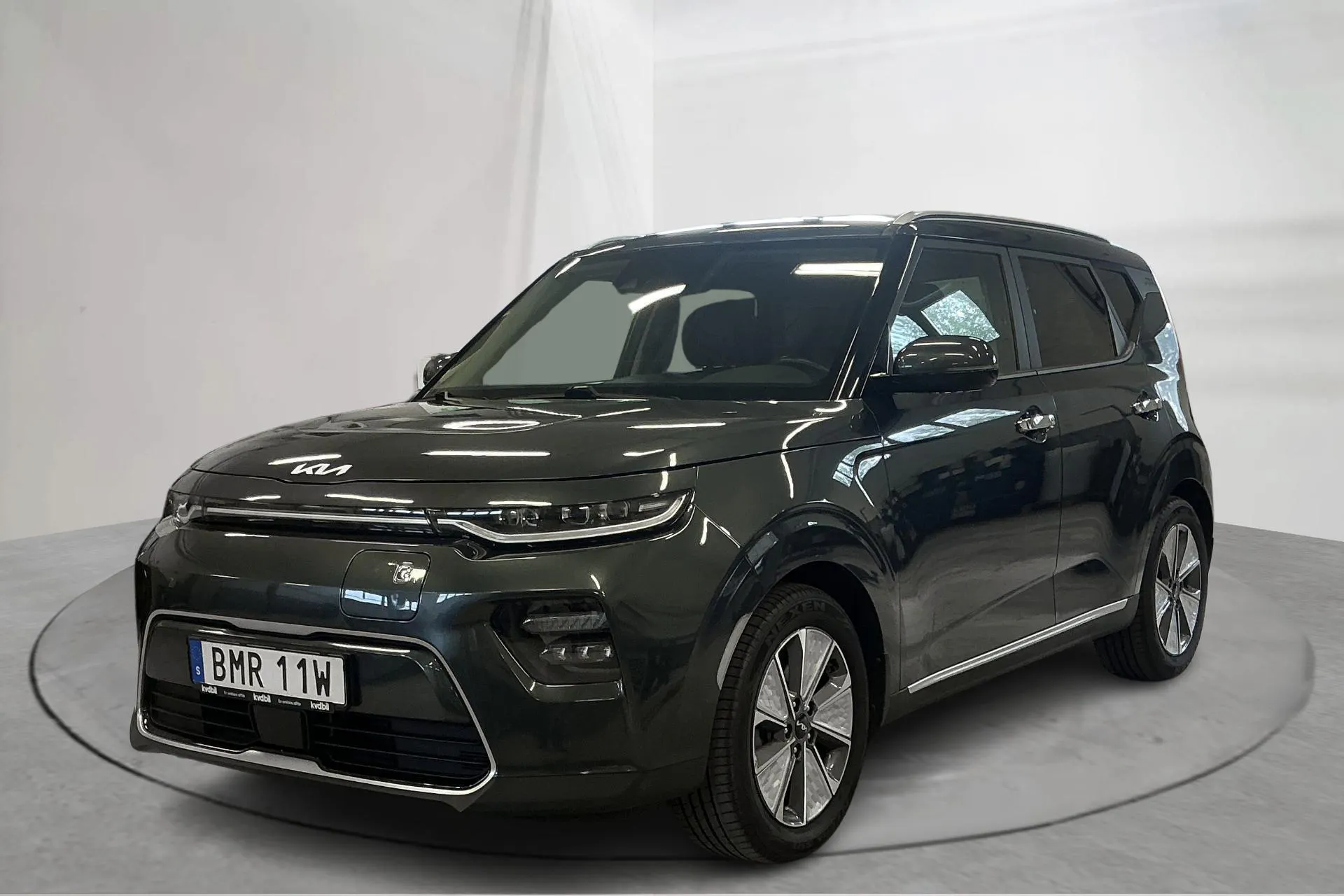 Presentation photo 1 of 18: KIA e-Soul Long Range 64kWh (204hk) - 82 940 km - Automatic - gray - 2022