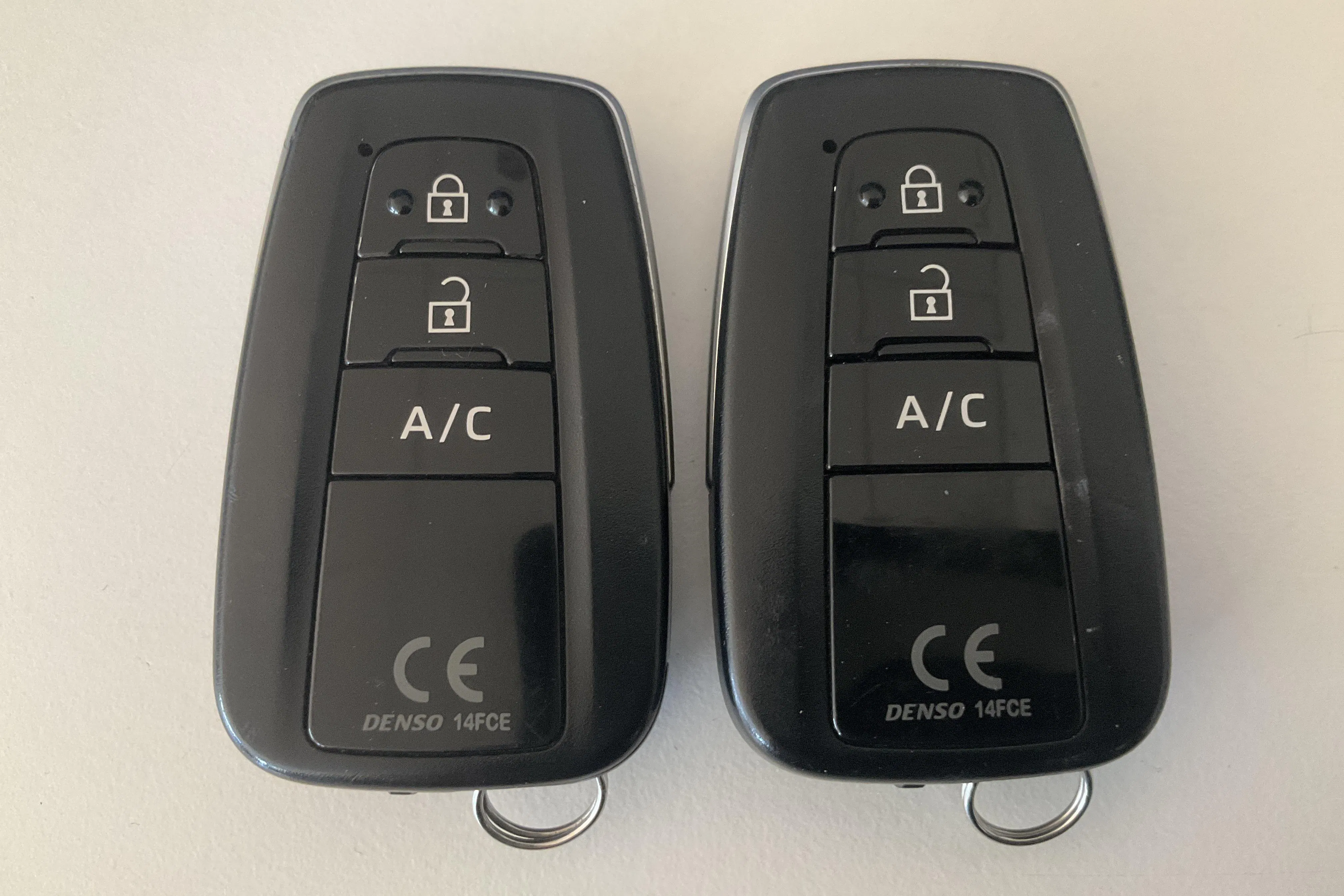 Presentationsfoto 18 av 18: Toyota Prius 1.8 Plug-In (99hk) - 4 831 mil - Automat - vit - 2018